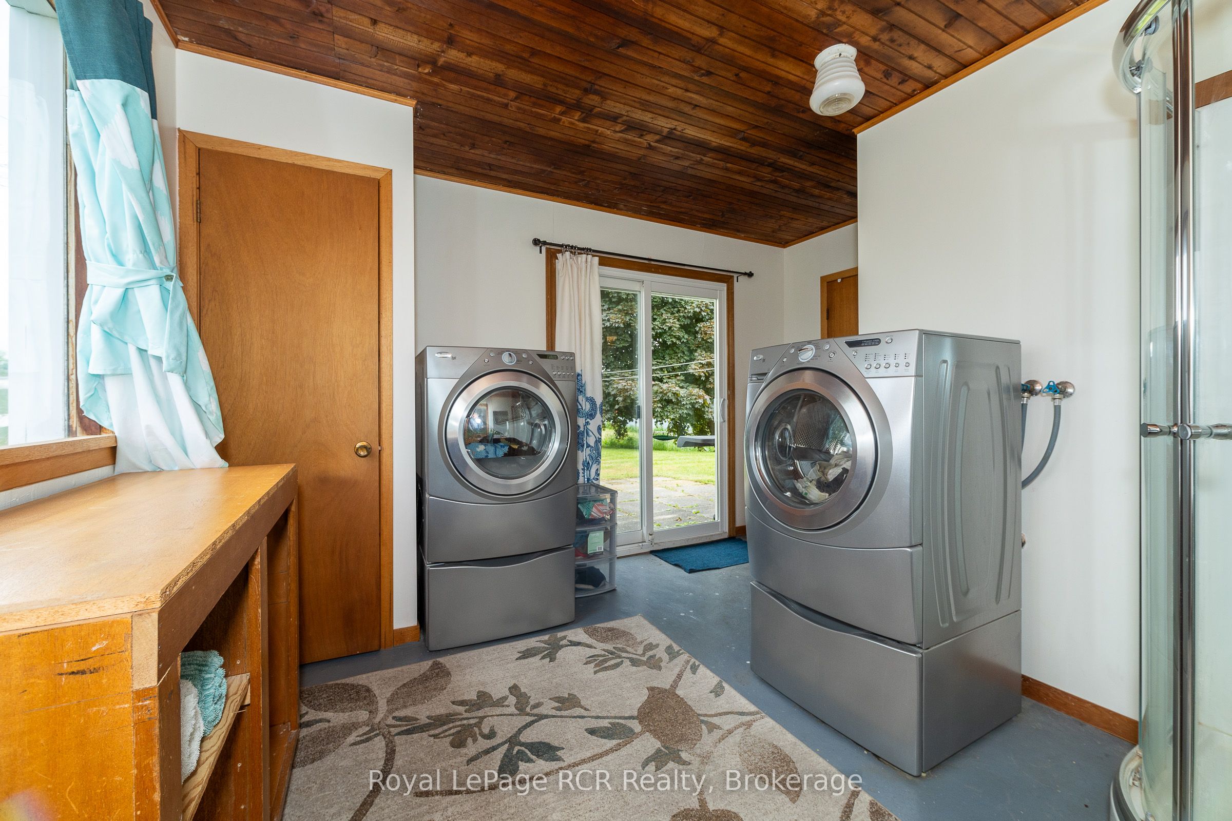 156389 7th Line Property Photo 34