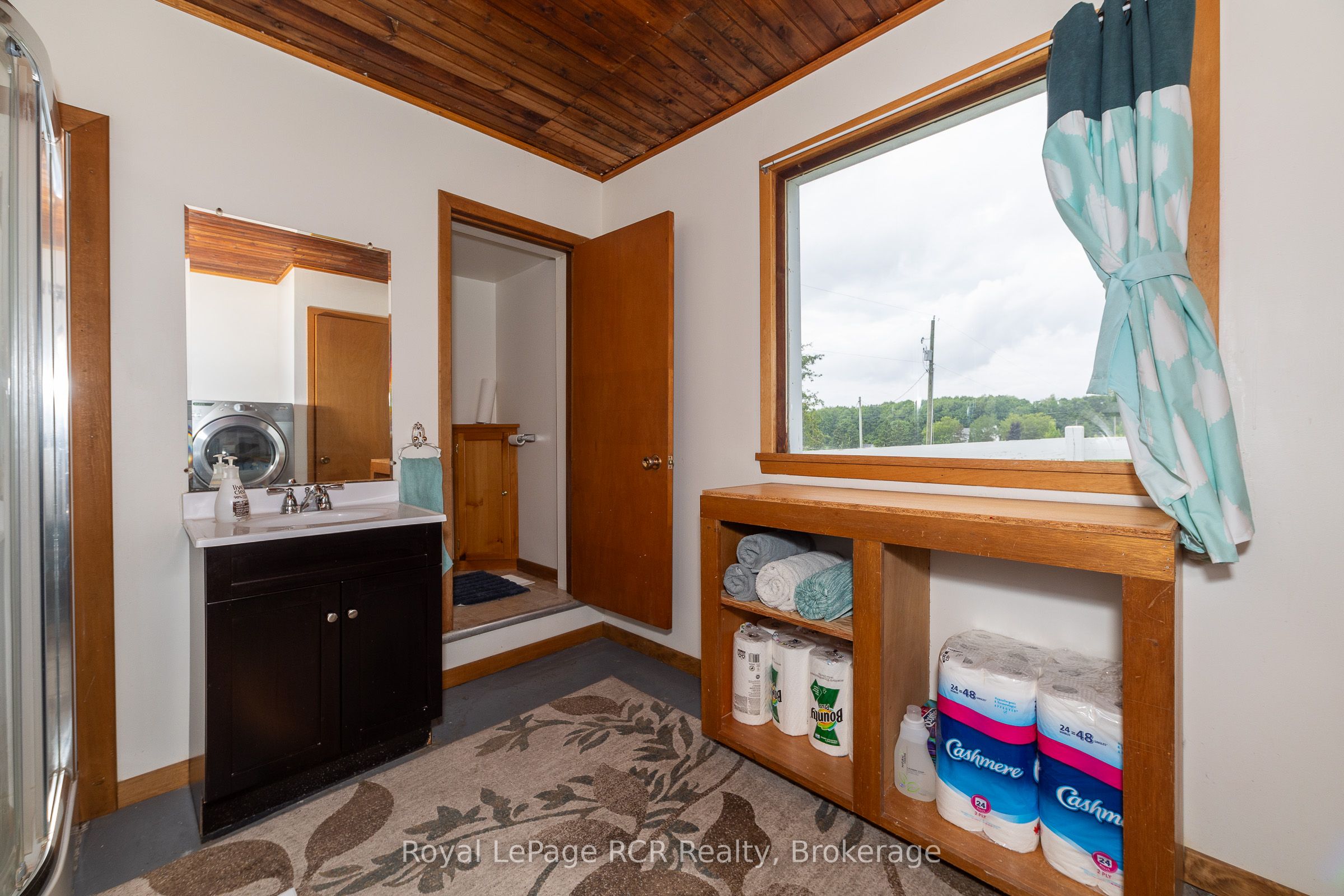 156389 7th Line Property Photo 36