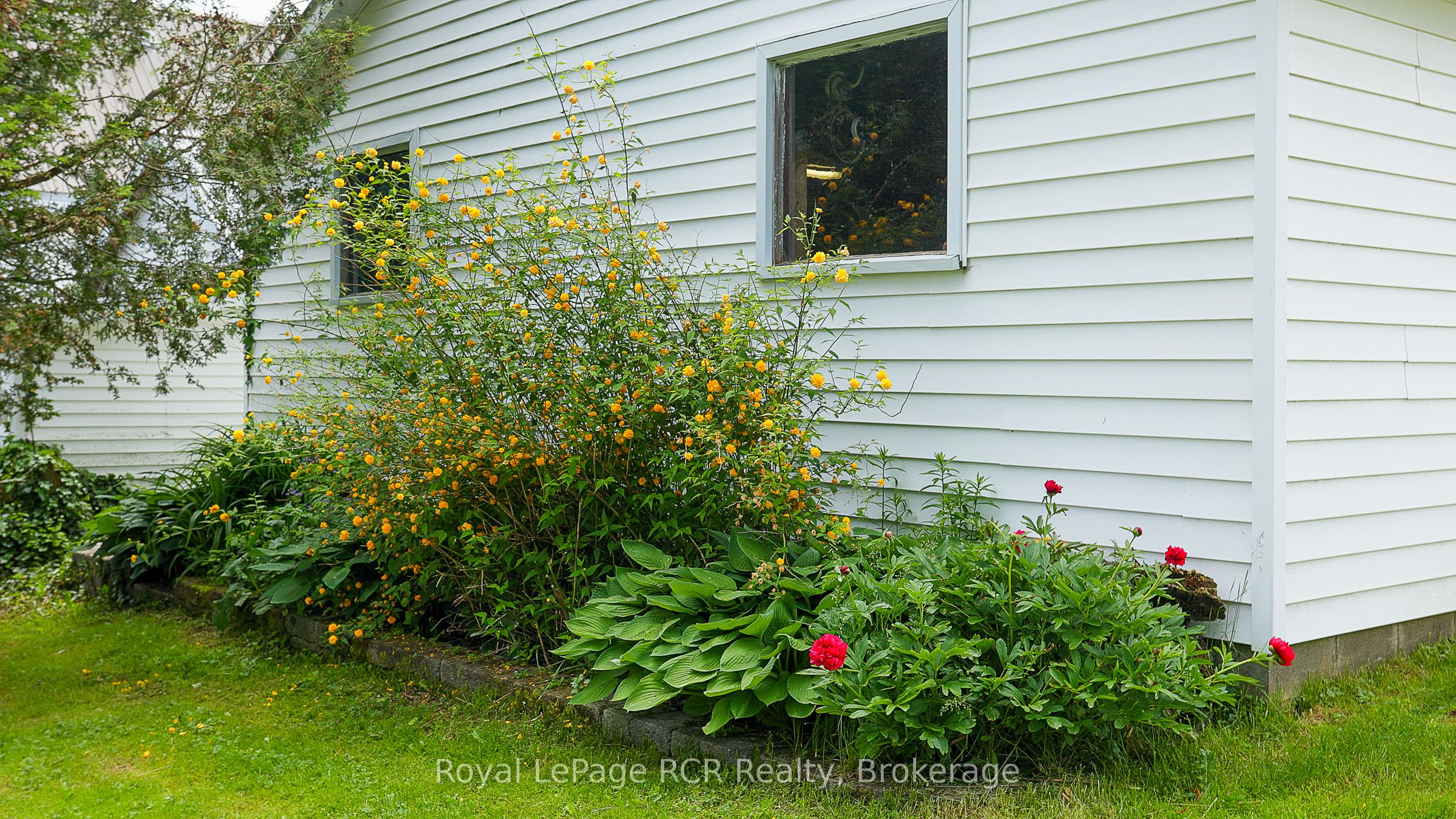156389 7th Line Property Photo 42