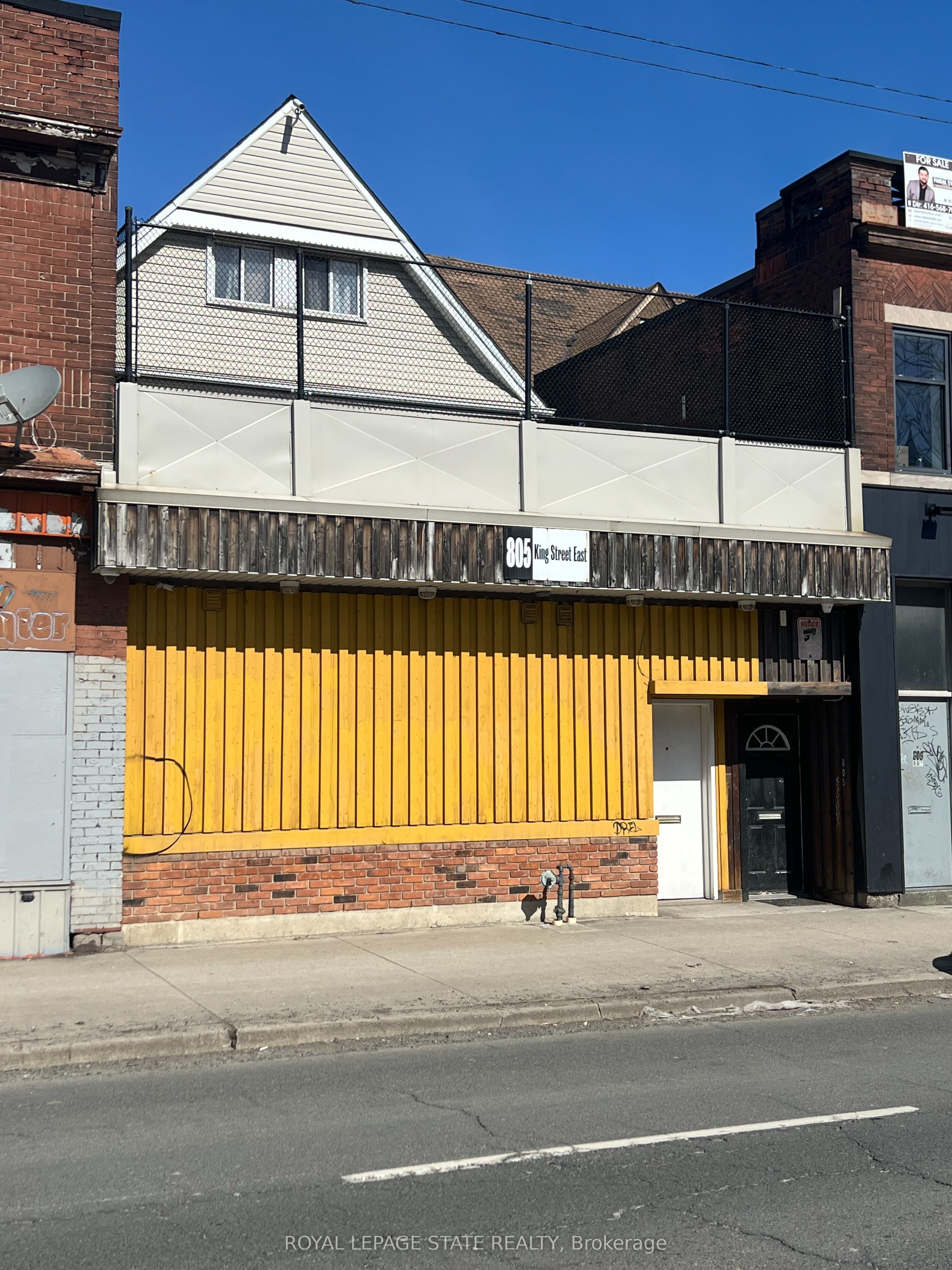 805 King Street Property Photo 1