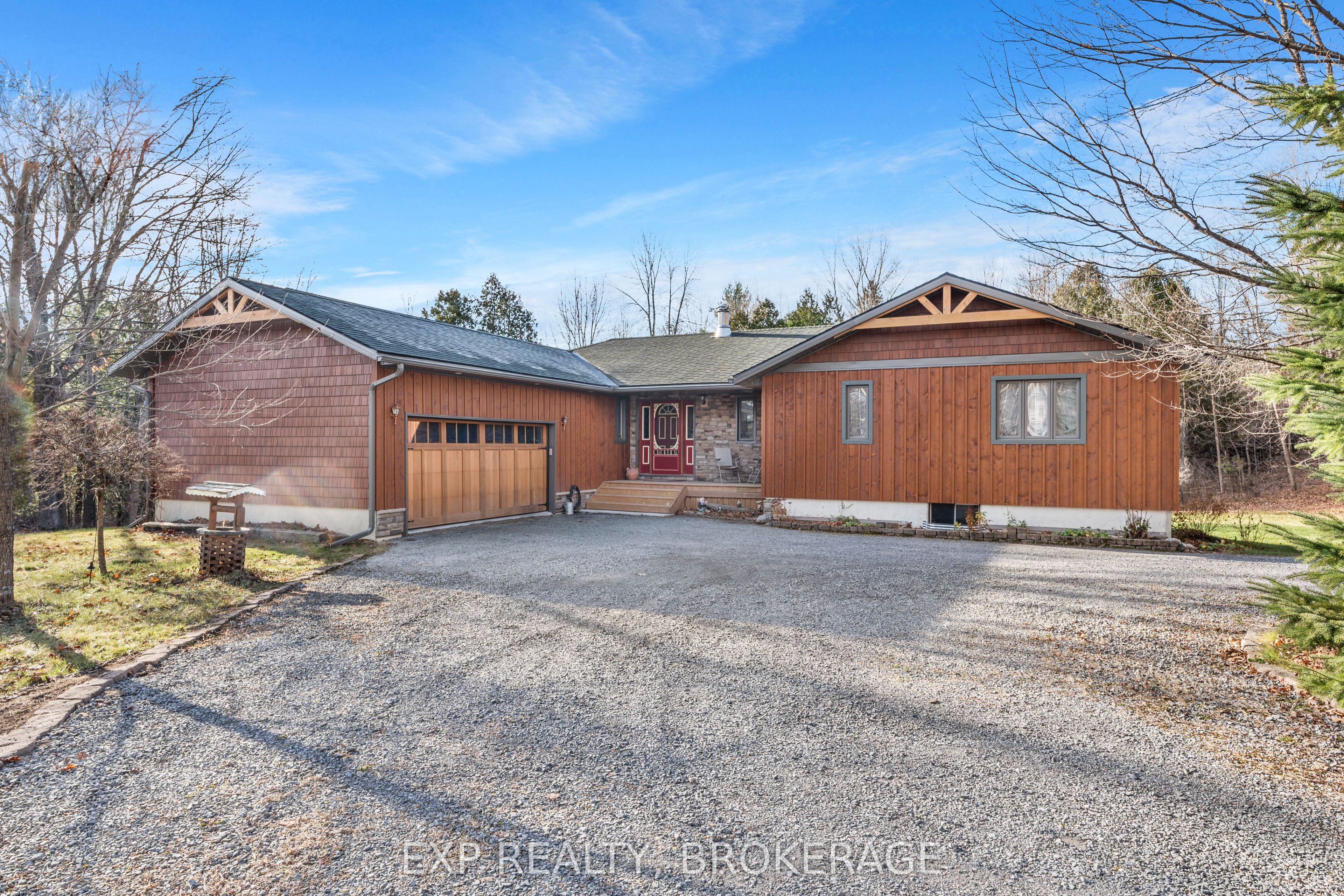 5683 Hinchinbrooke Road Property Photo