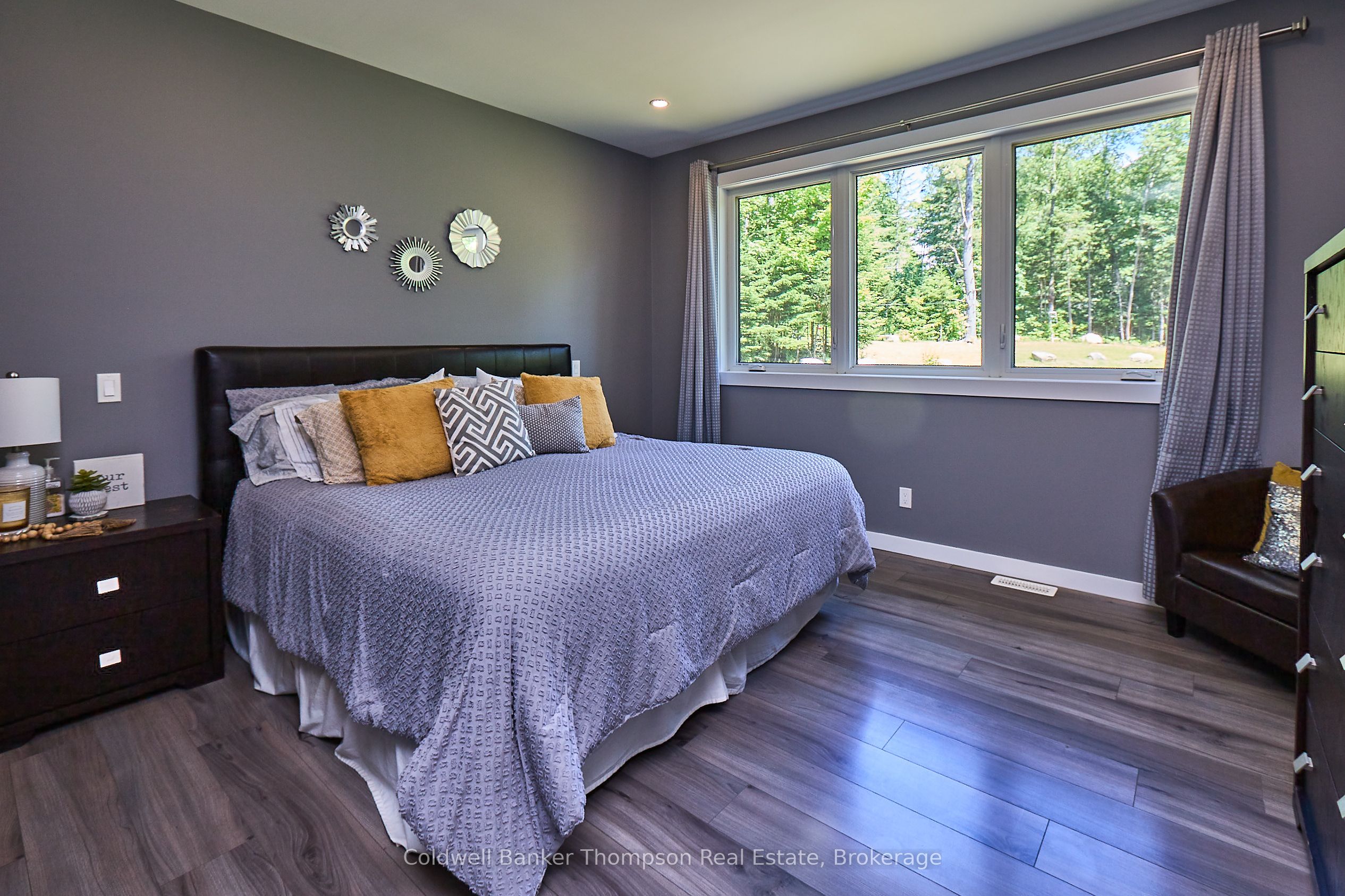 575 Britannia Road Property Photo 15