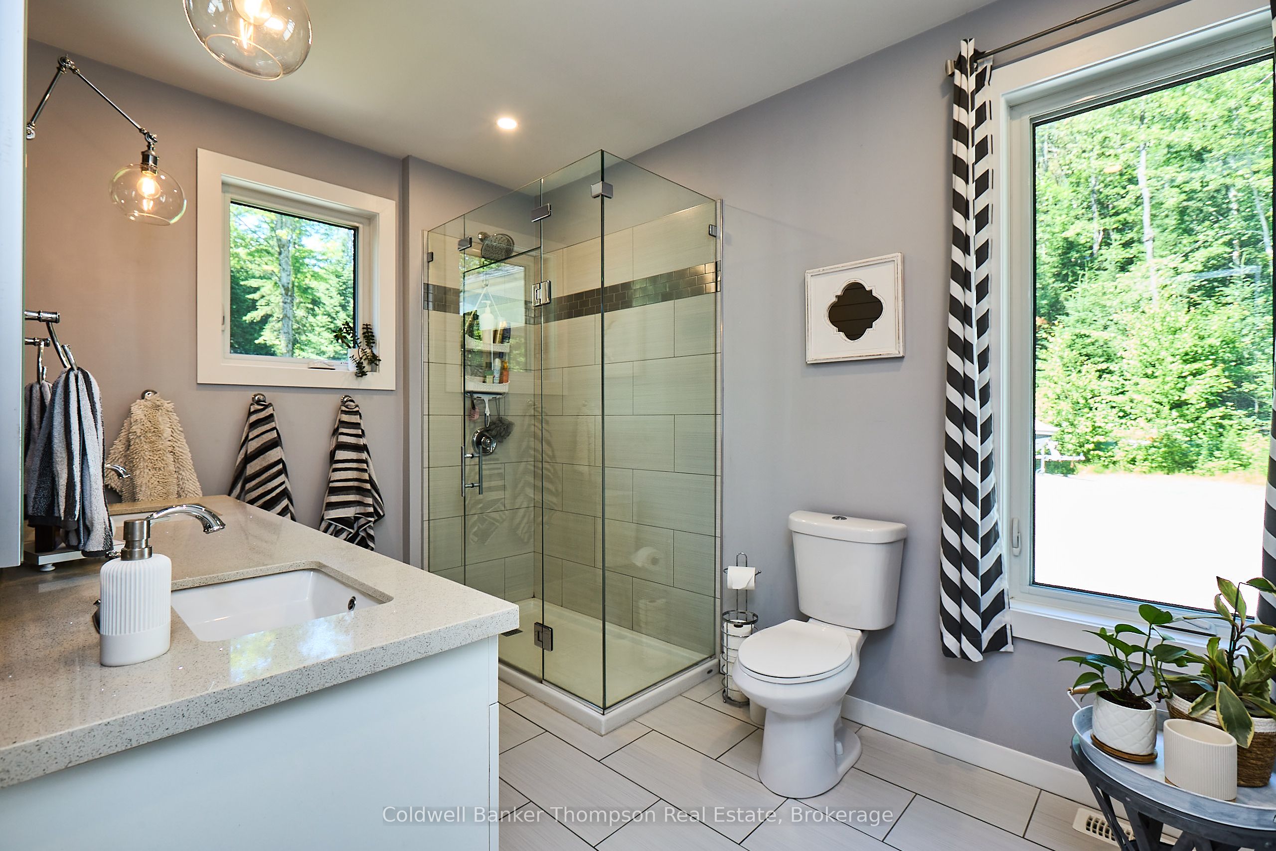 575 Britannia Road Property Photo 16