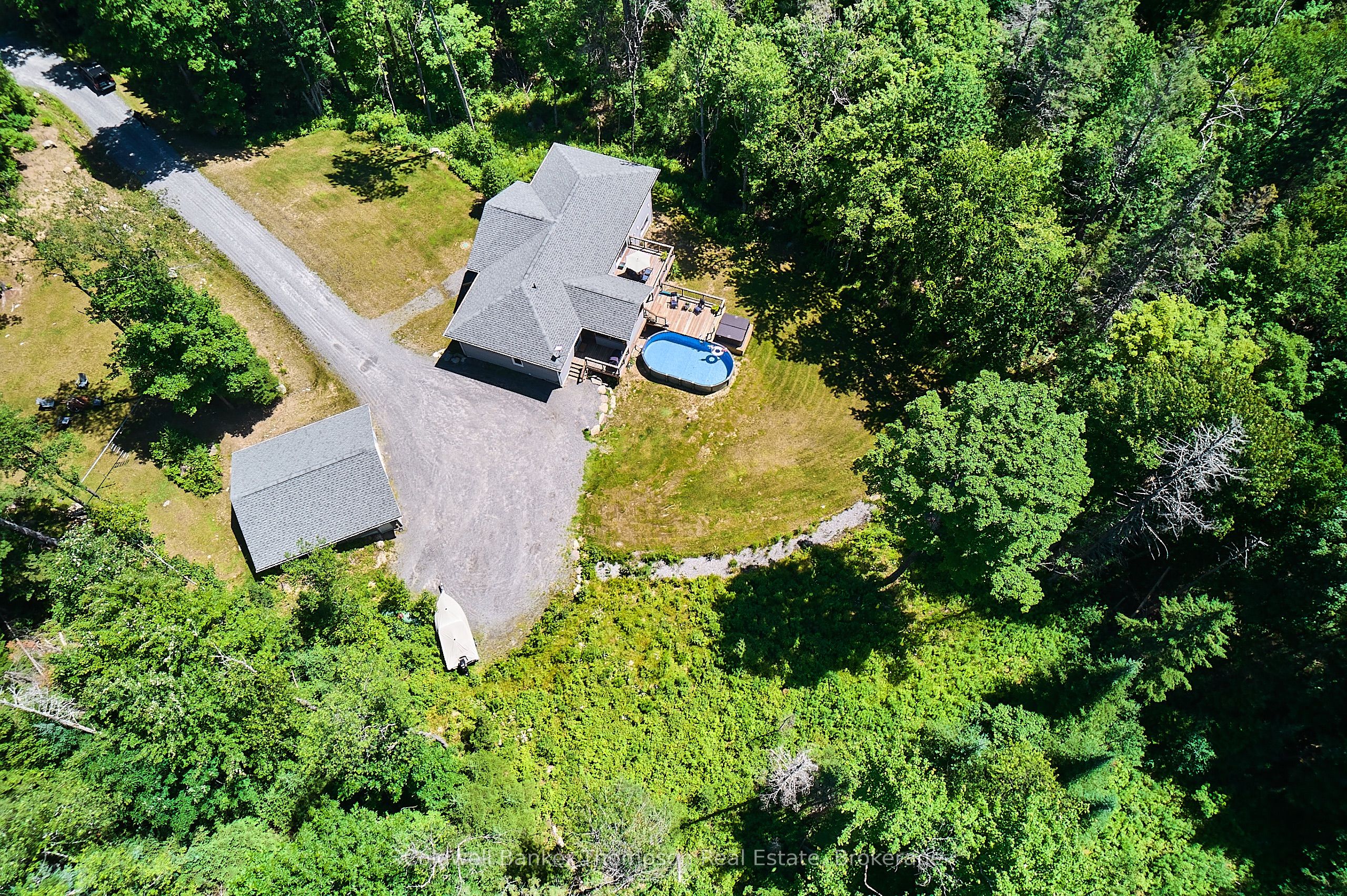 575 Britannia Road Property Photo 38