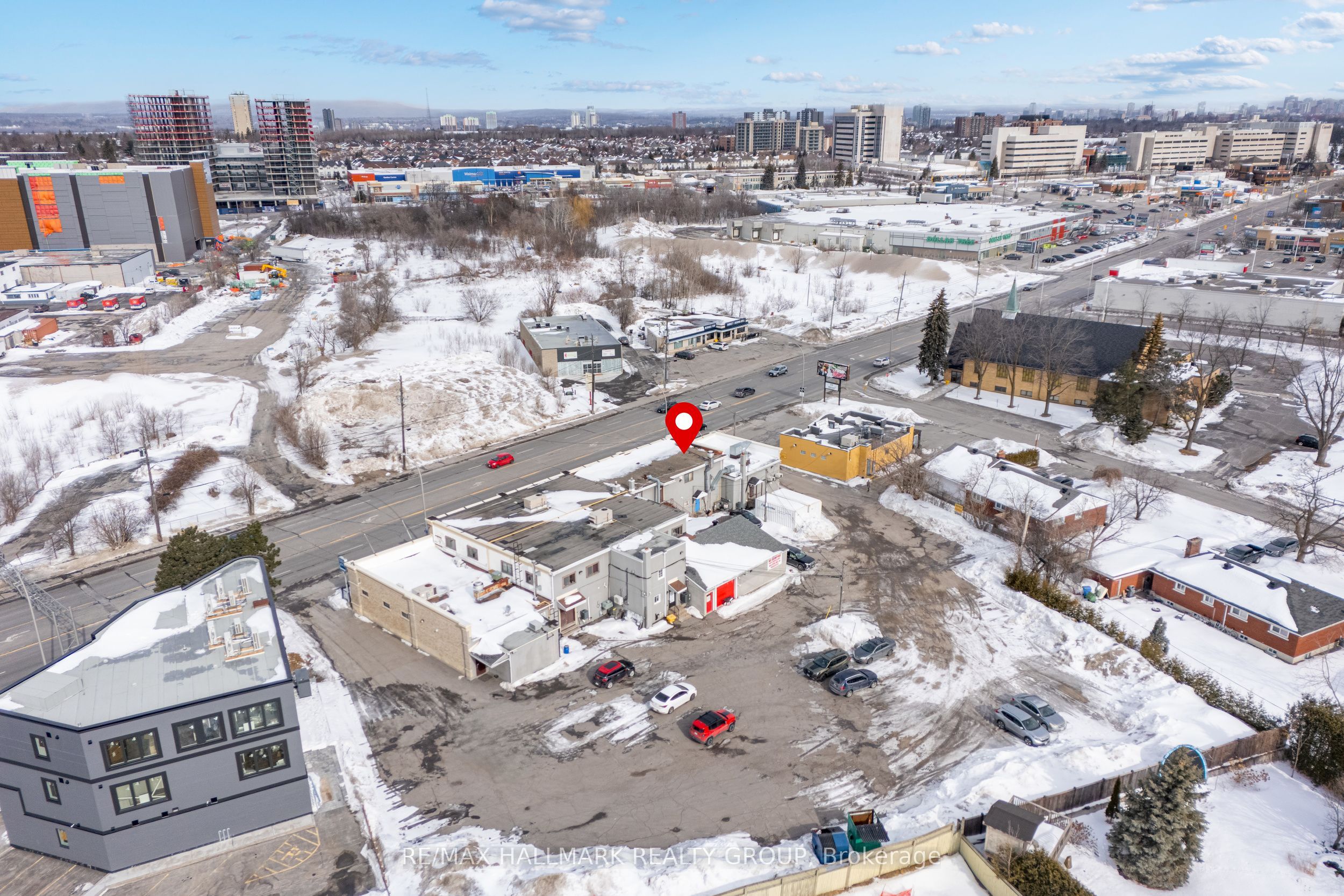 #b - 1489 Merivale Road Property Photo 7