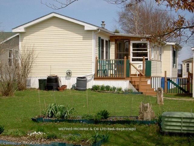 #unit 29 - 302694 Douglas Street Property Photo