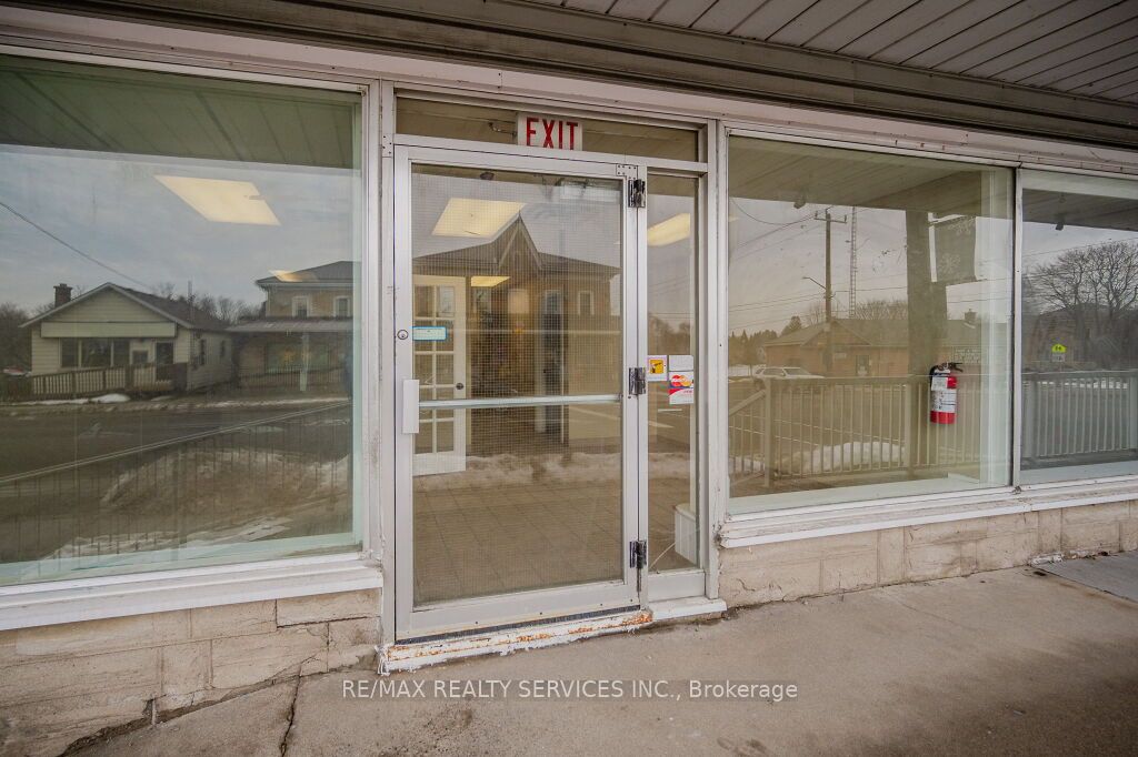 #2 - 3590 Lobsinger Line Property Photo 2