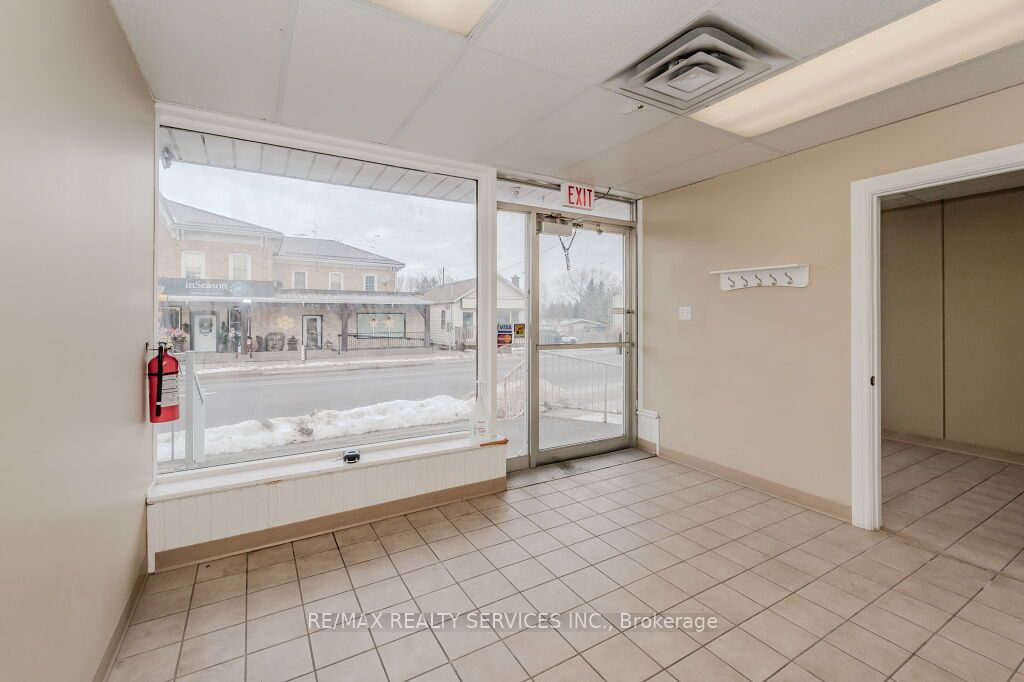 #2 - 3590 Lobsinger Line Property Photo 3