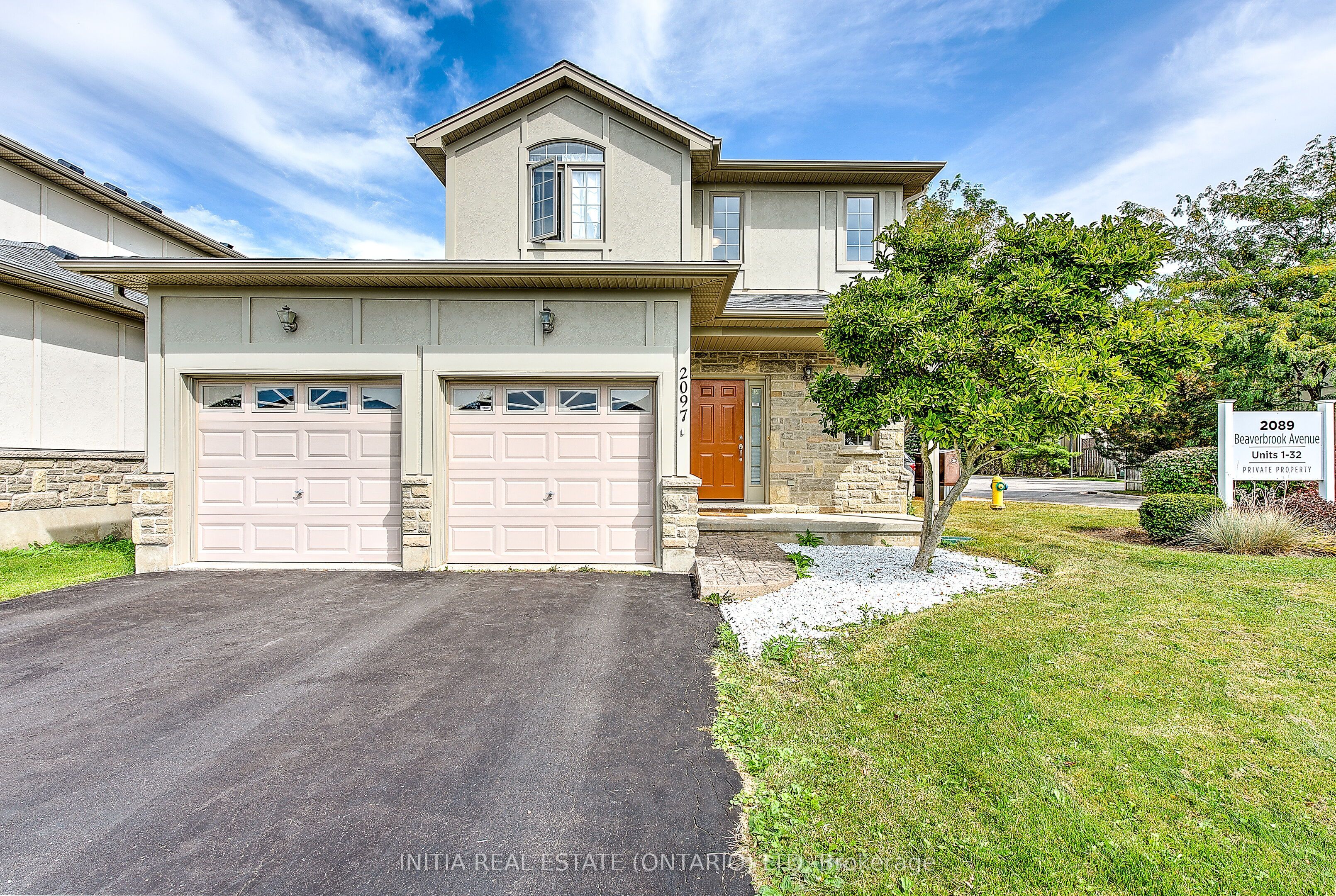 2097 Beaverbrook Ave Property Photo 1