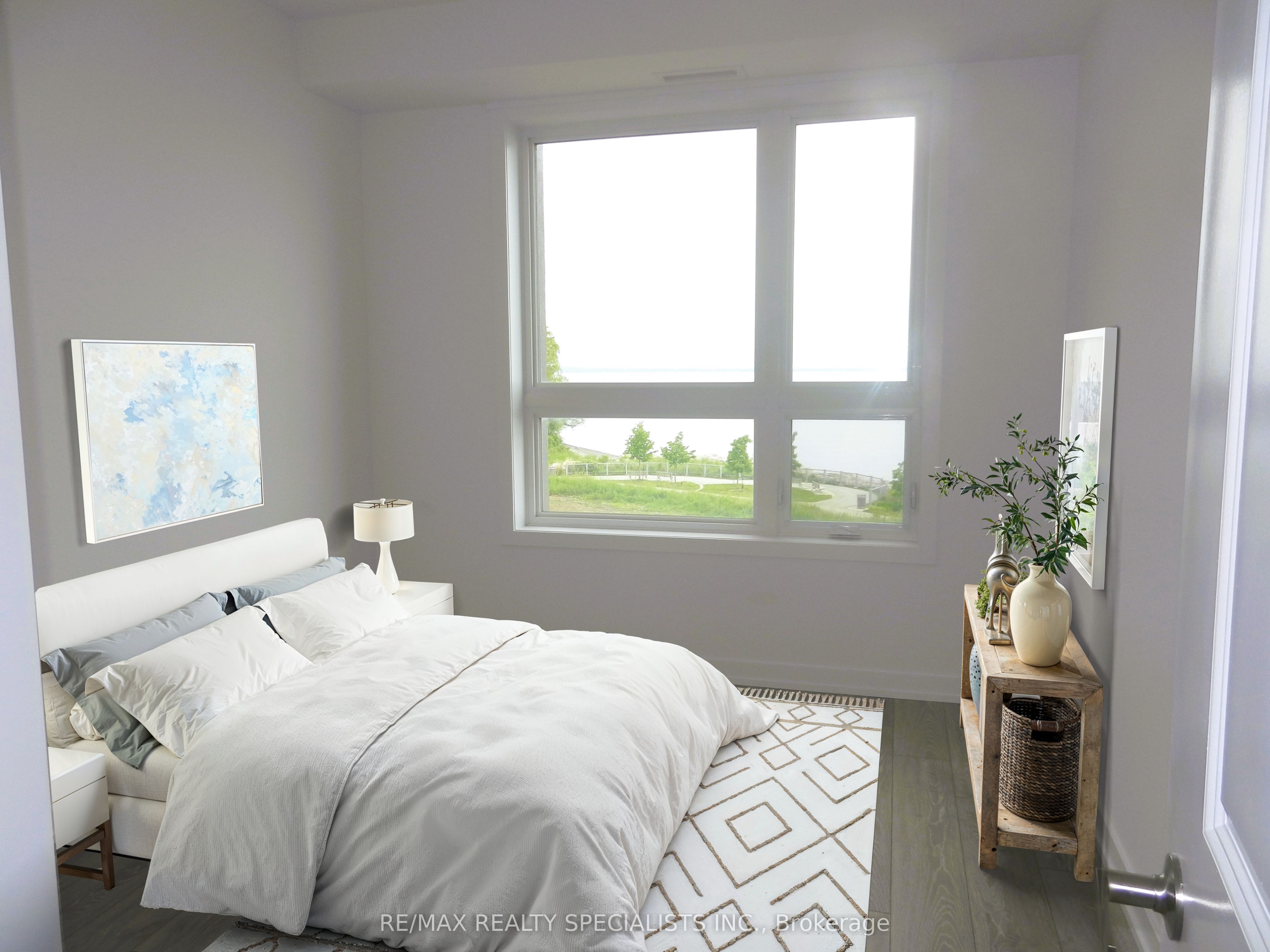 #332 - 101 Shoreview Place Property Photo 8