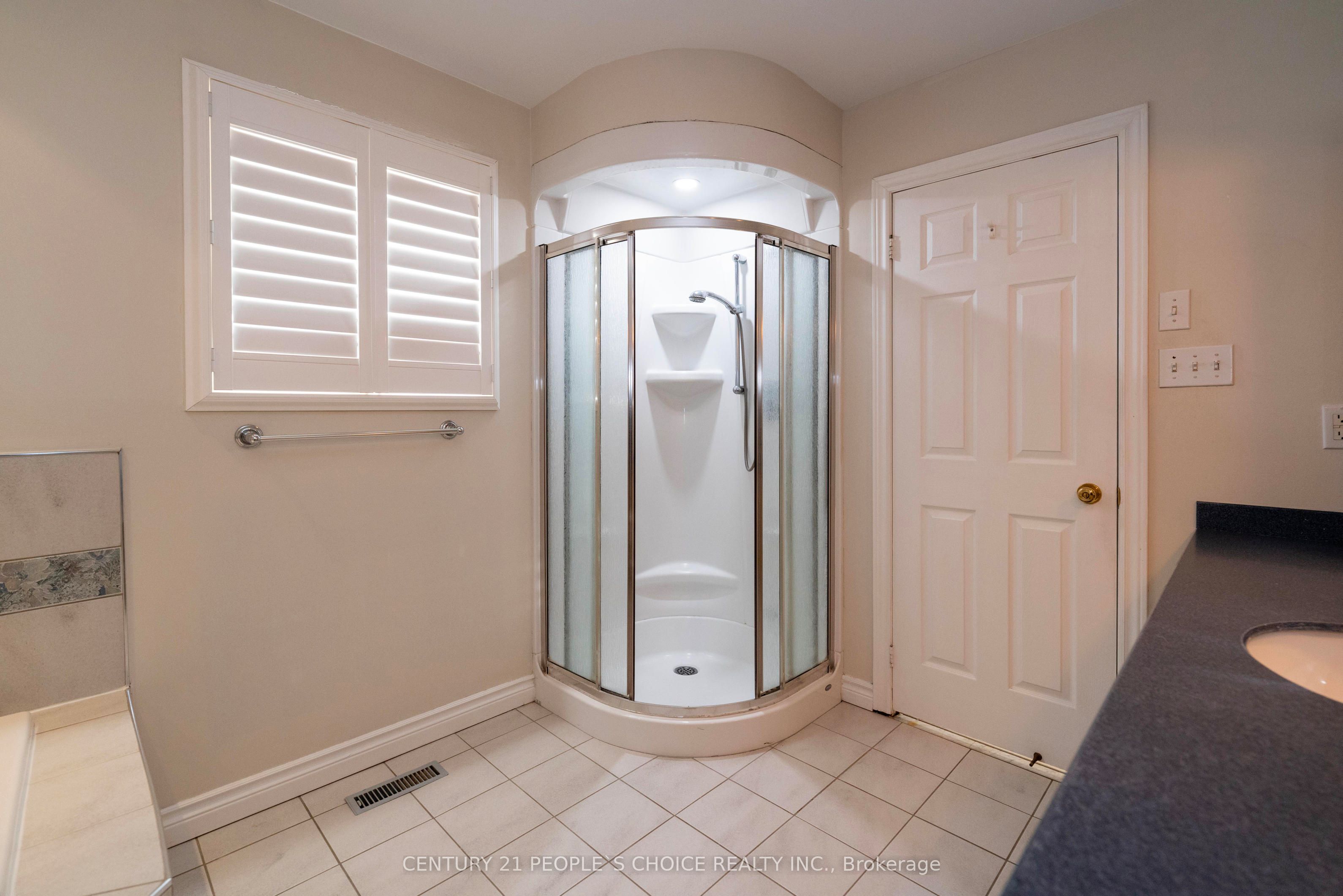 18 Falcon Court Property Photo 21