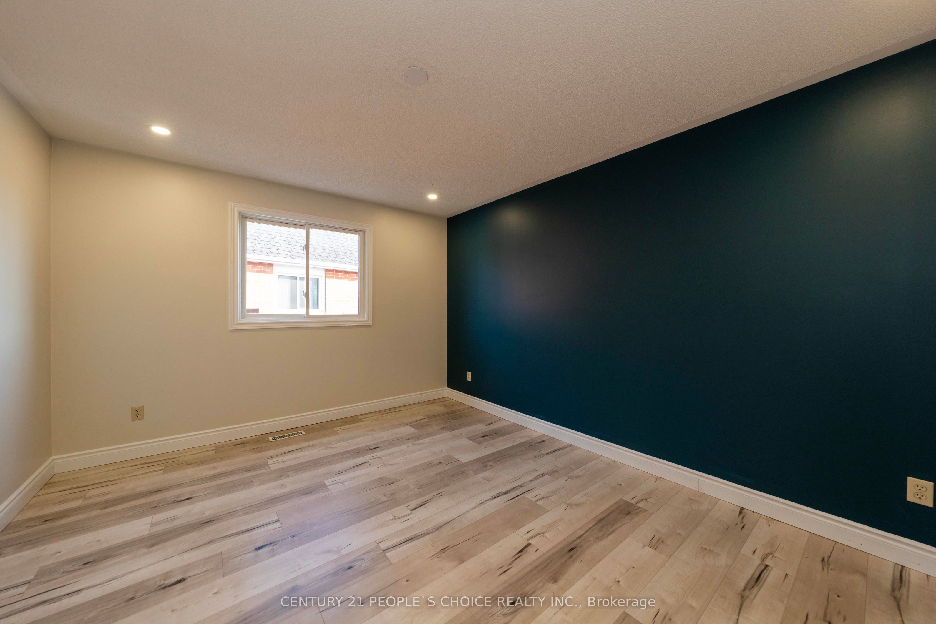 18 Falcon Court Property Photo 24