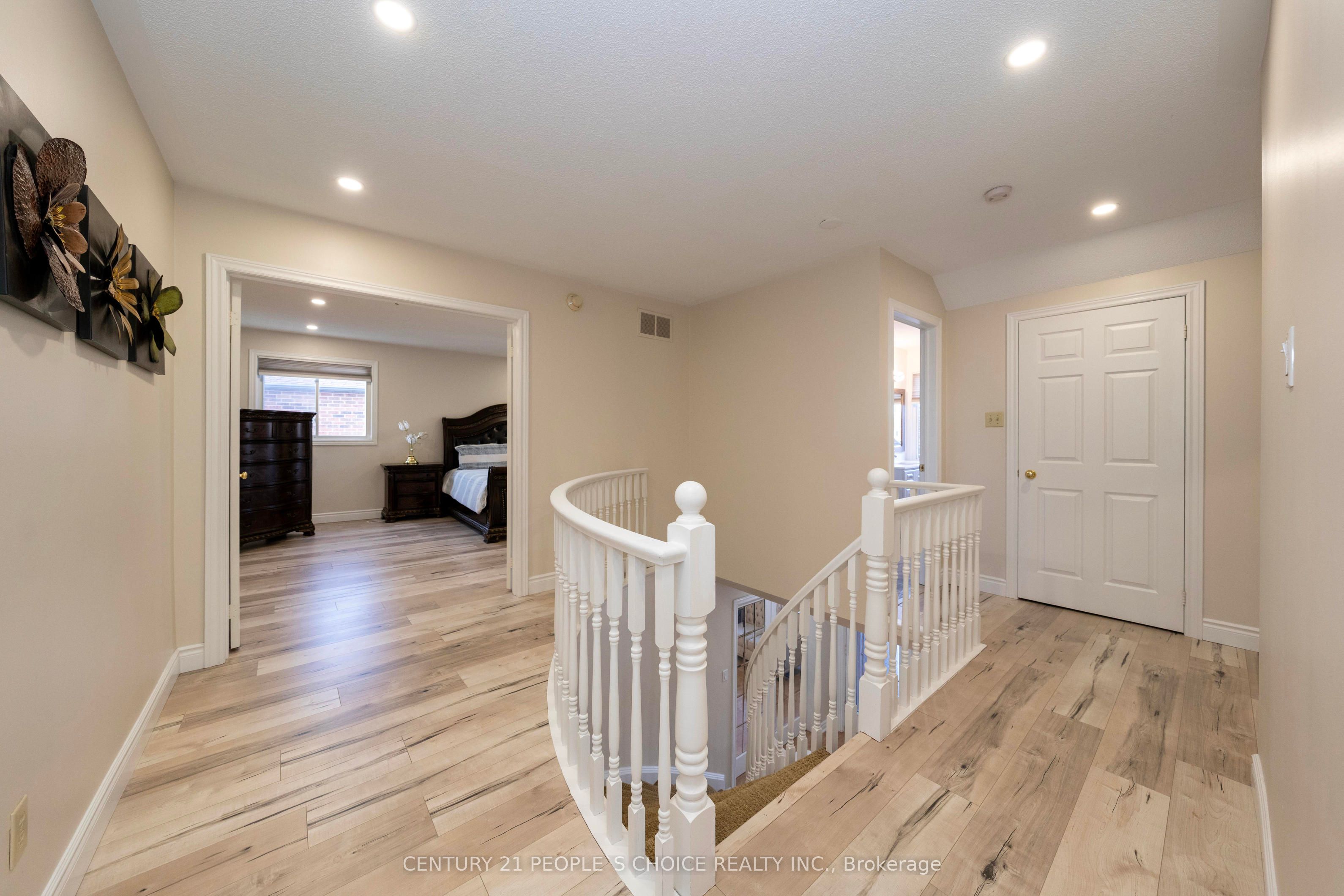 18 Falcon Court Property Photo 32