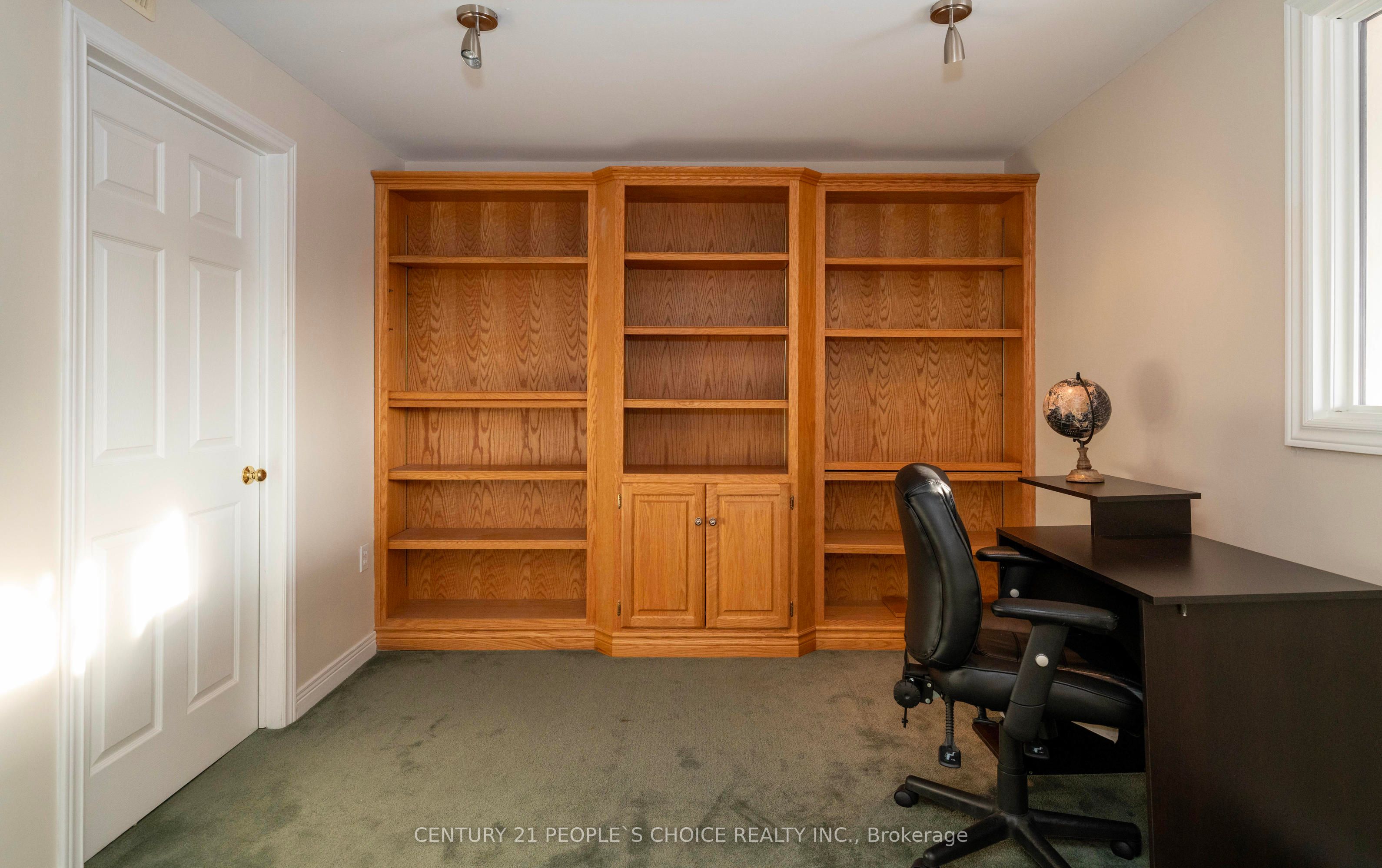 18 Falcon Court Property Photo 34
