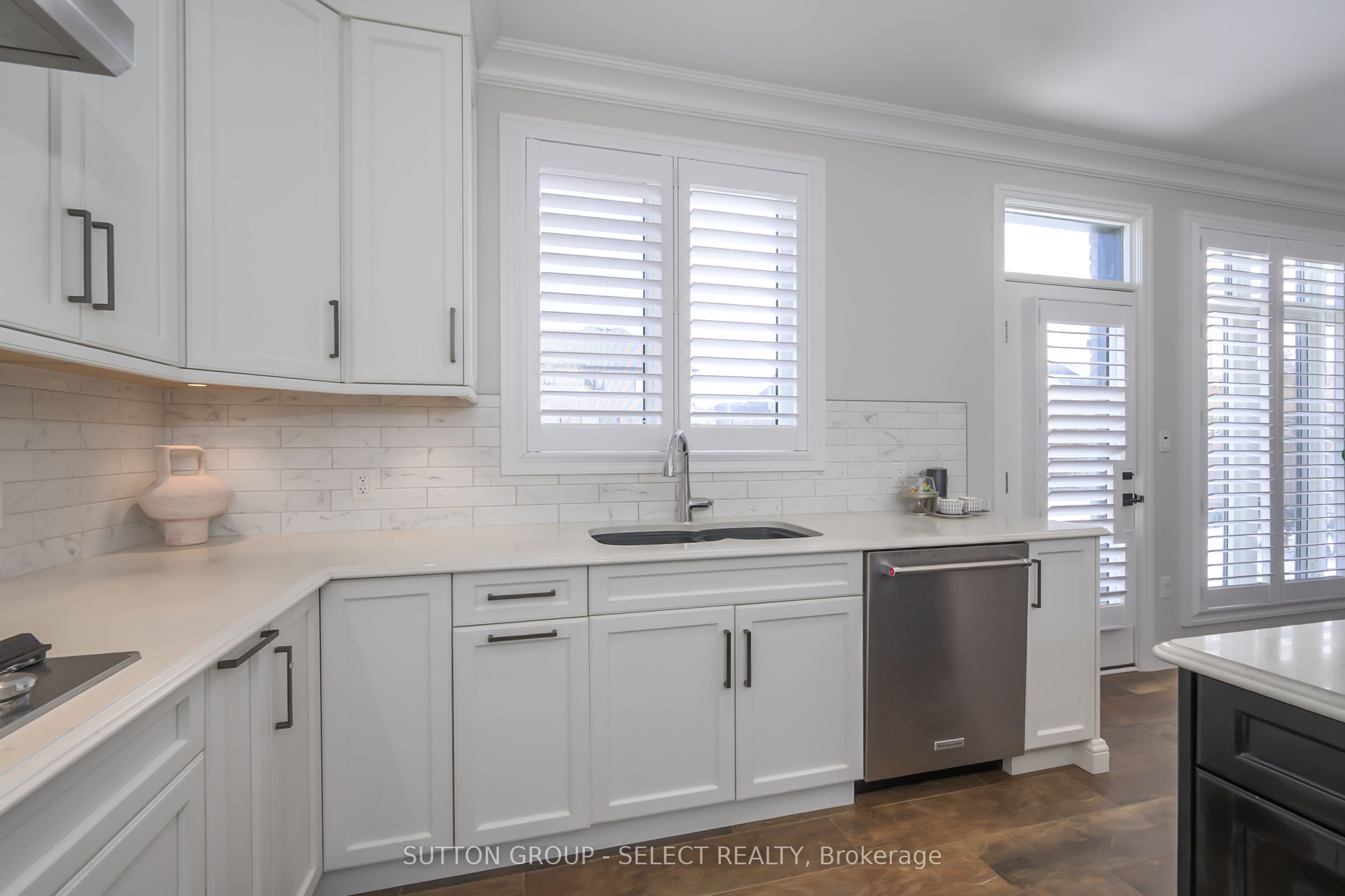 2142 Callingham Drive Property Photo 15