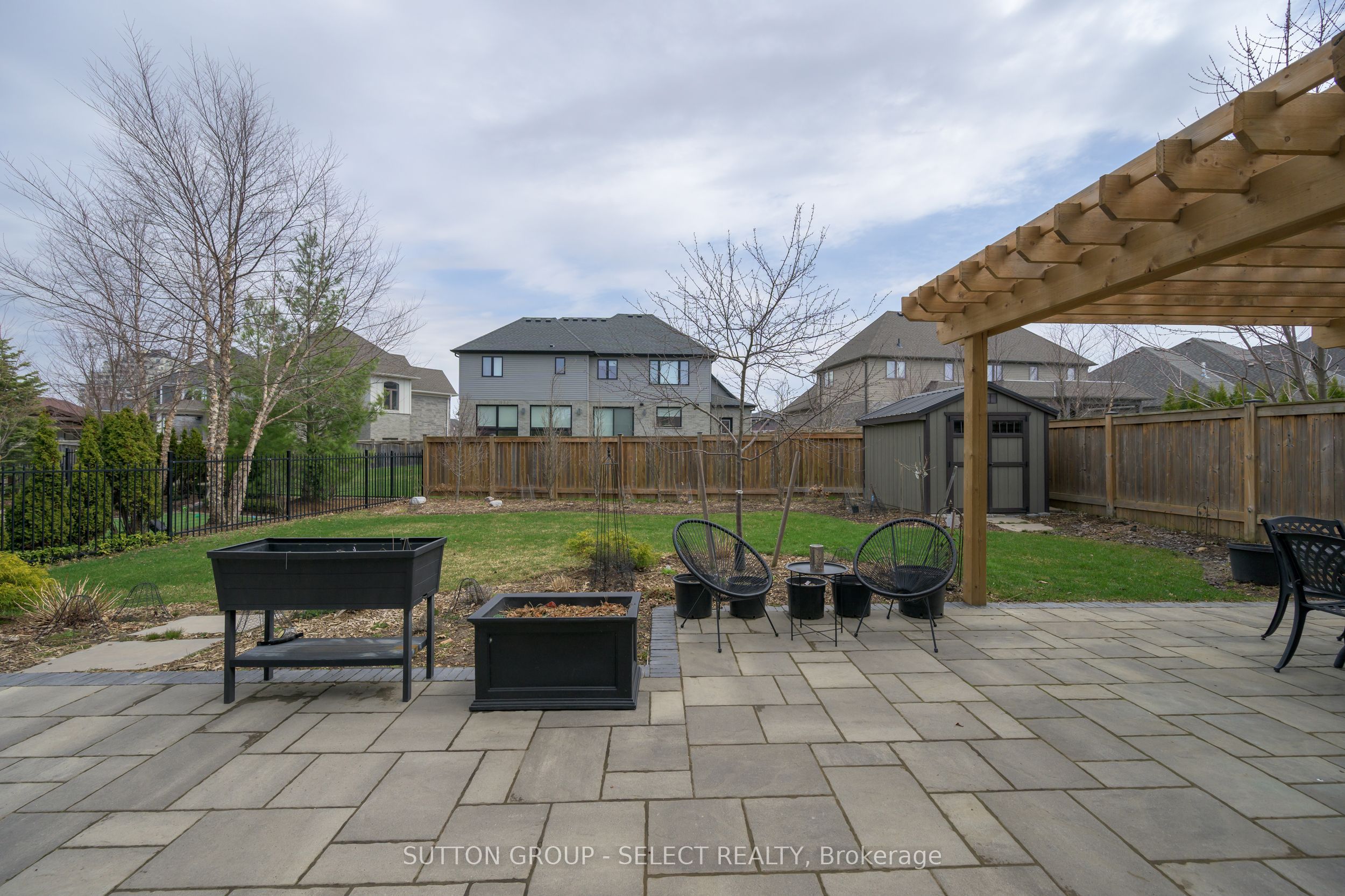 2142 Callingham Drive Property Photo 44