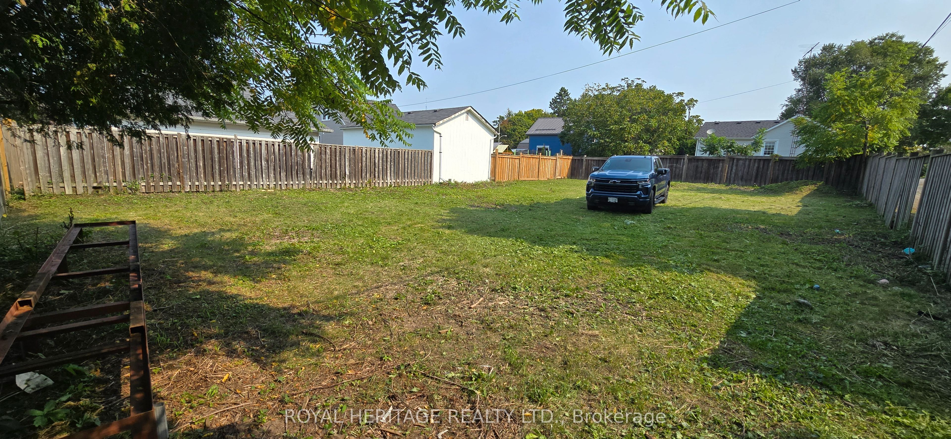 1-3 Yeovil Lane Property Photo 1