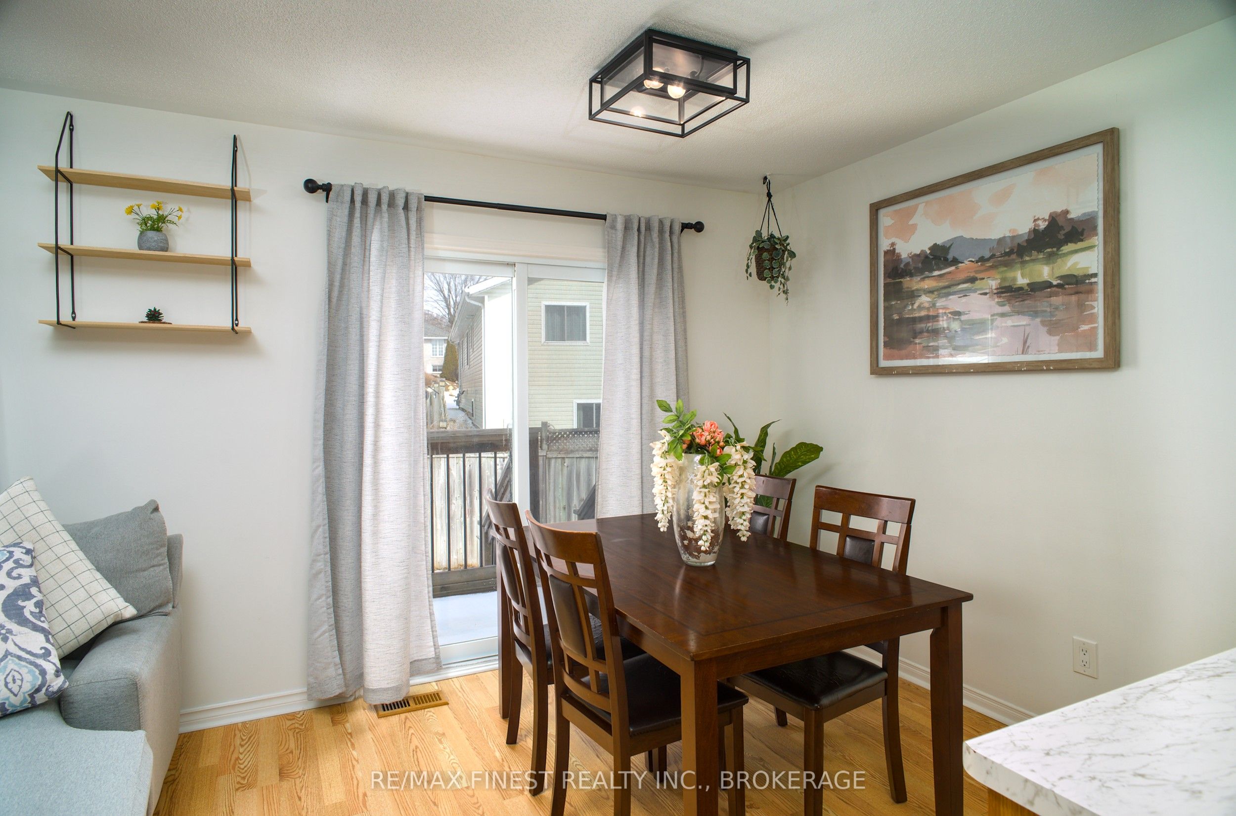 23 Ainsley Place Property Photo 7