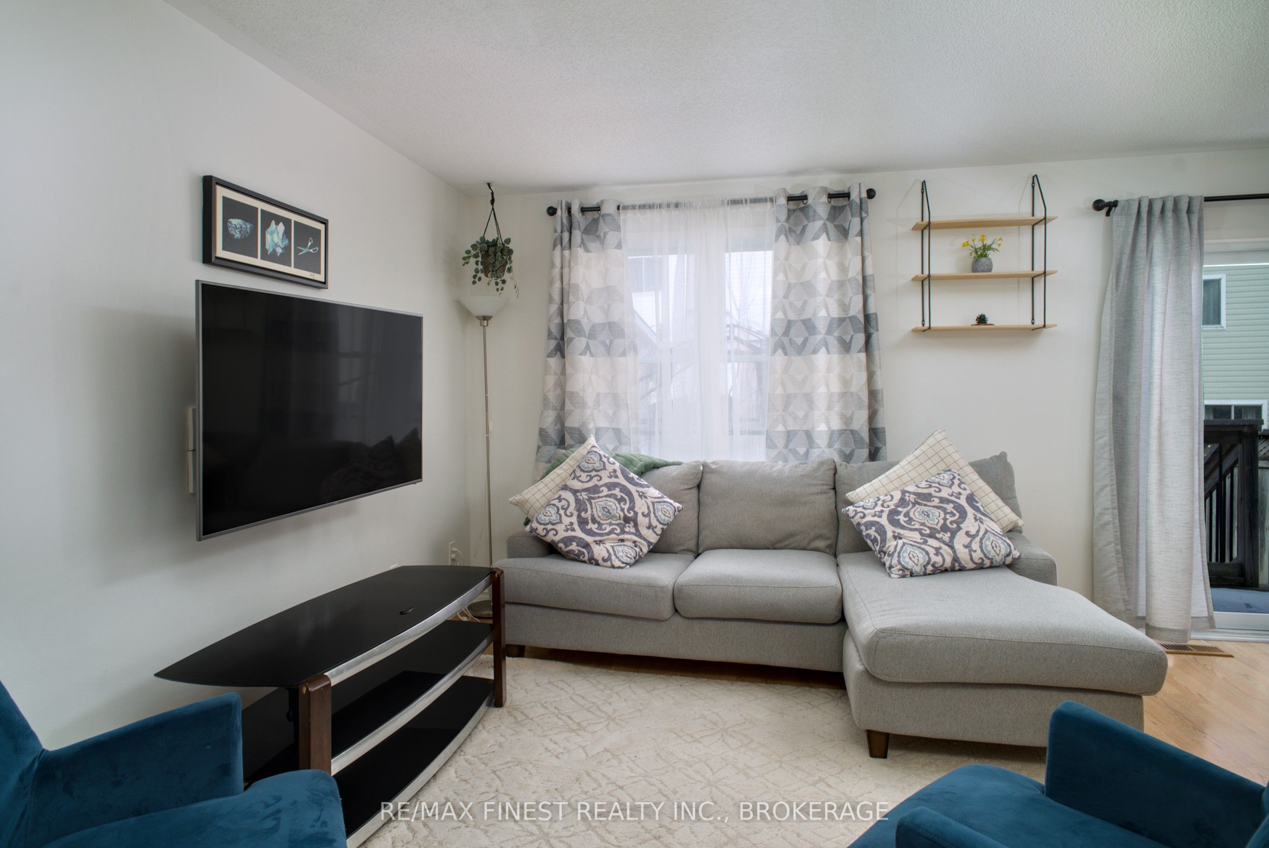 23 Ainsley Place Property Photo 8