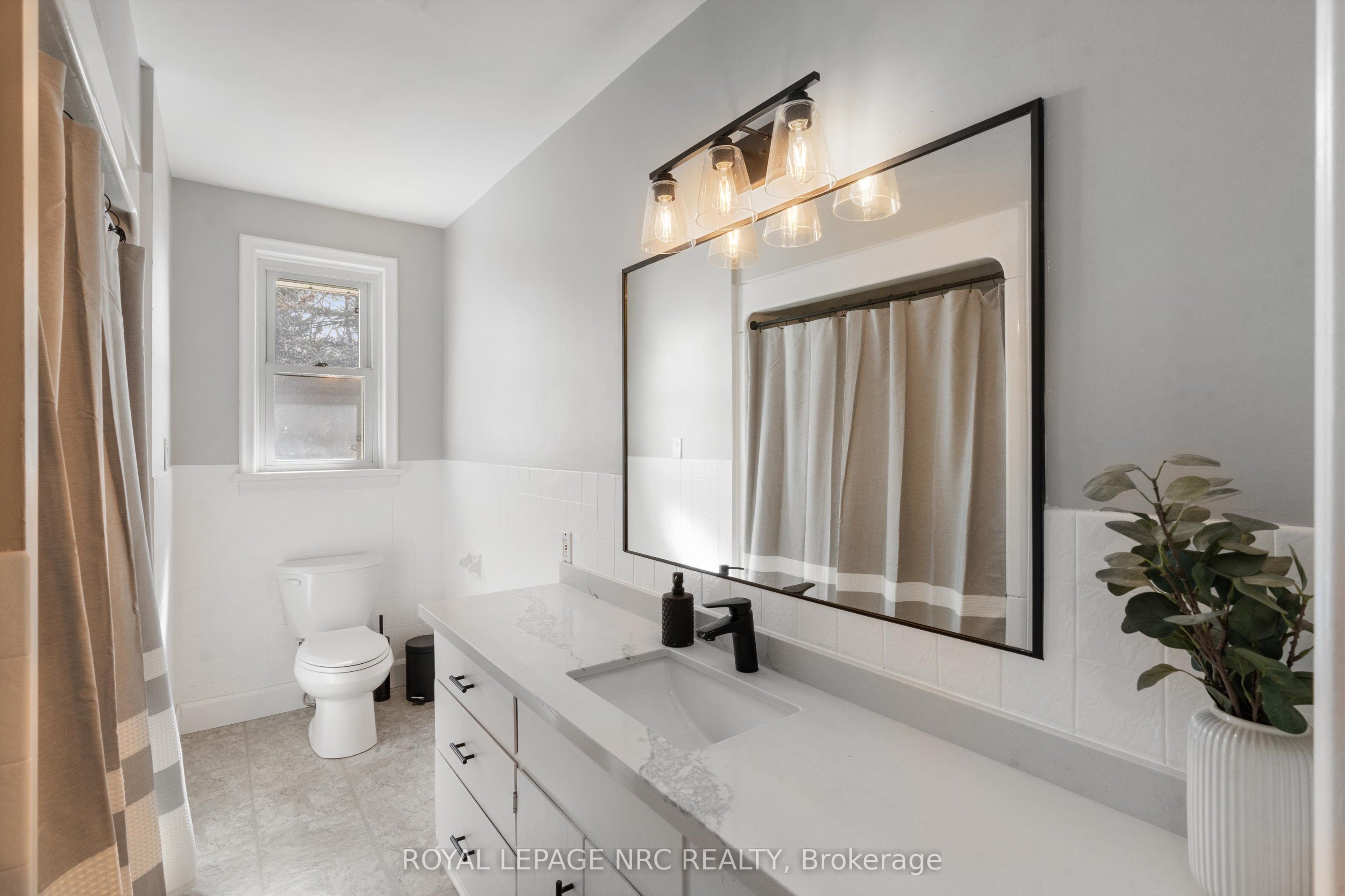 322 Foss Road Property Photo 19