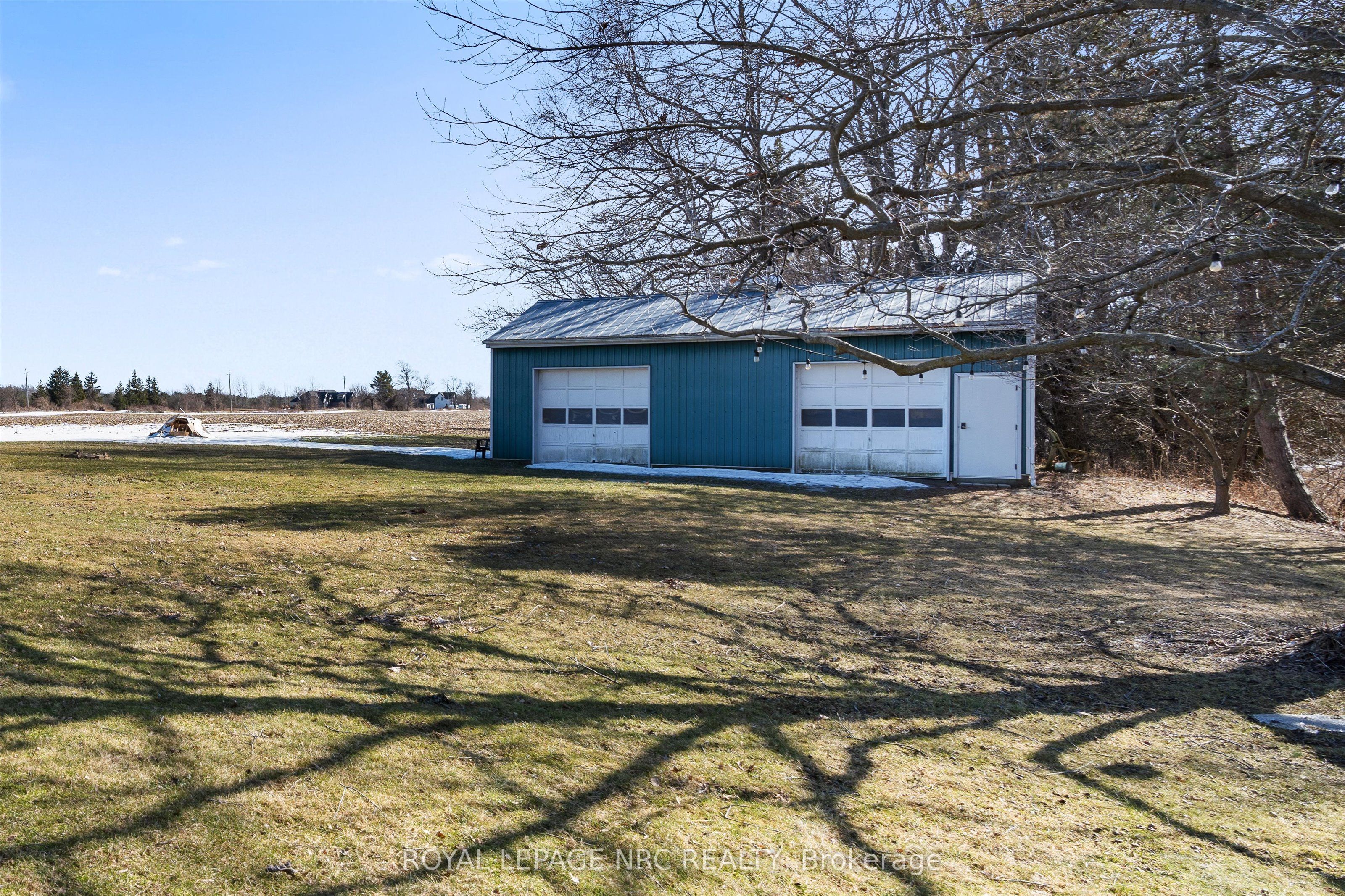 322 Foss Road Property Photo 27
