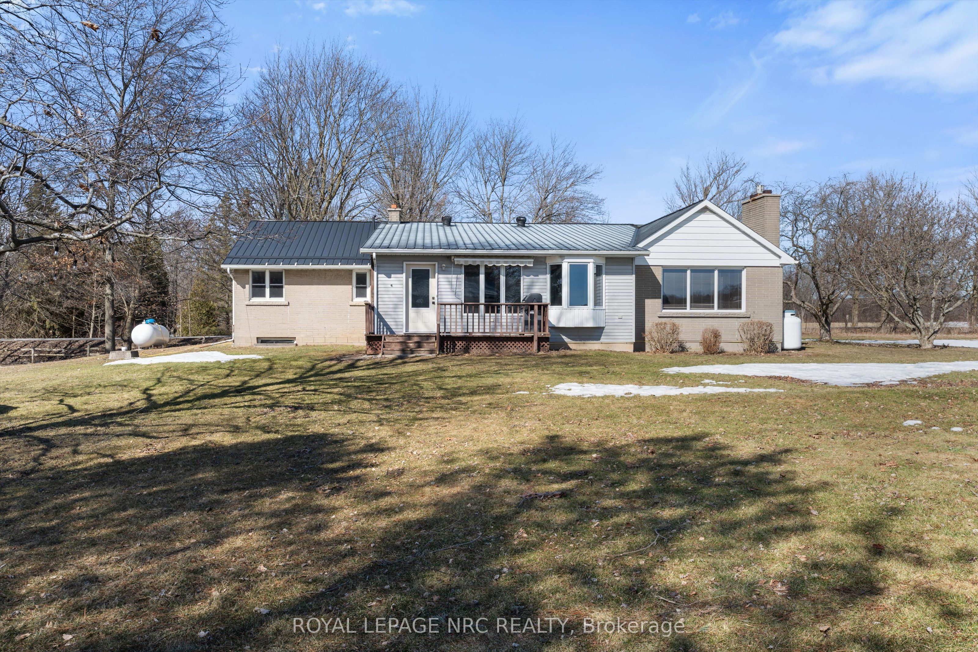 322 Foss Road Property Photo 28