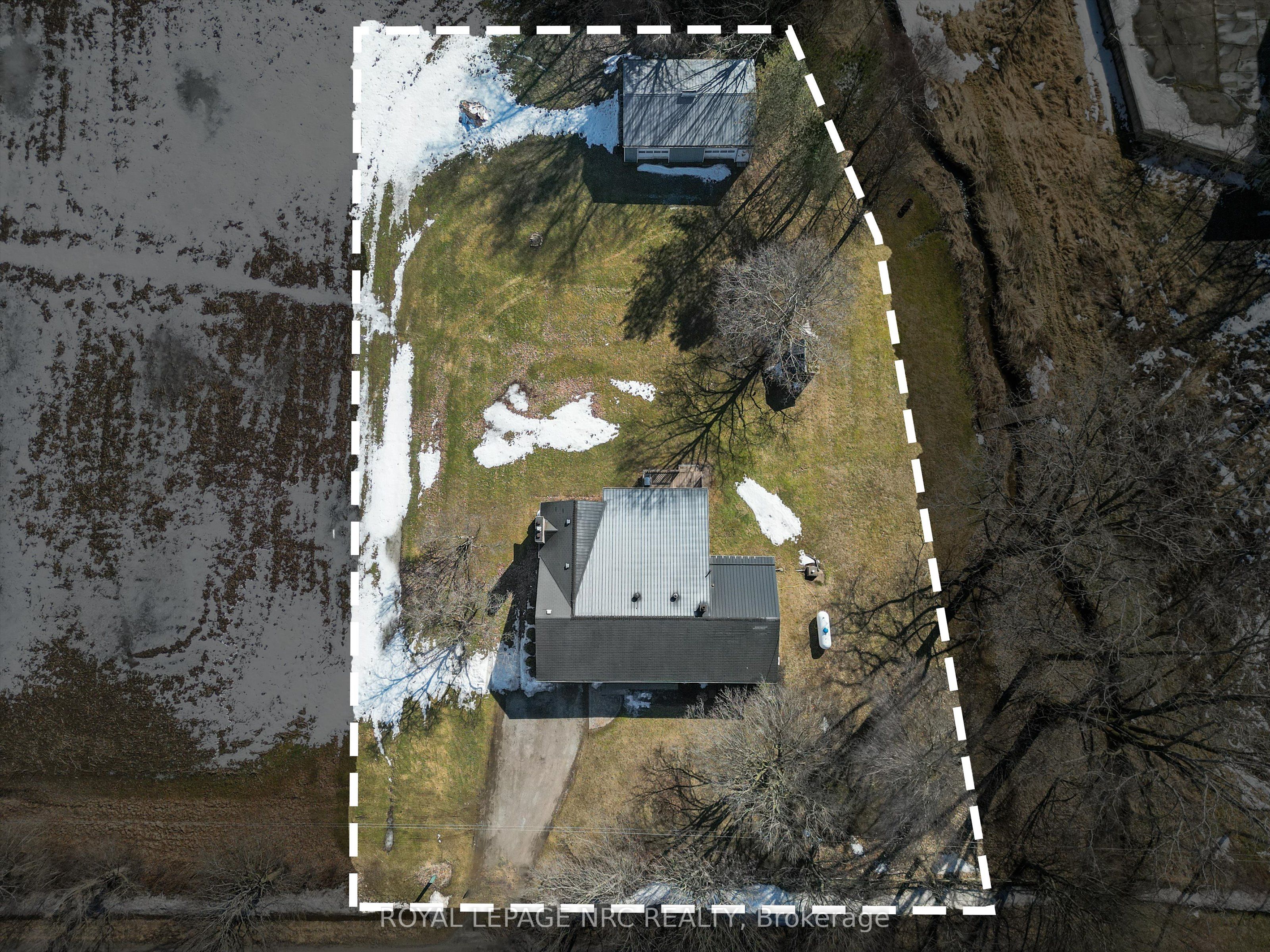 322 Foss Road Property Photo 31