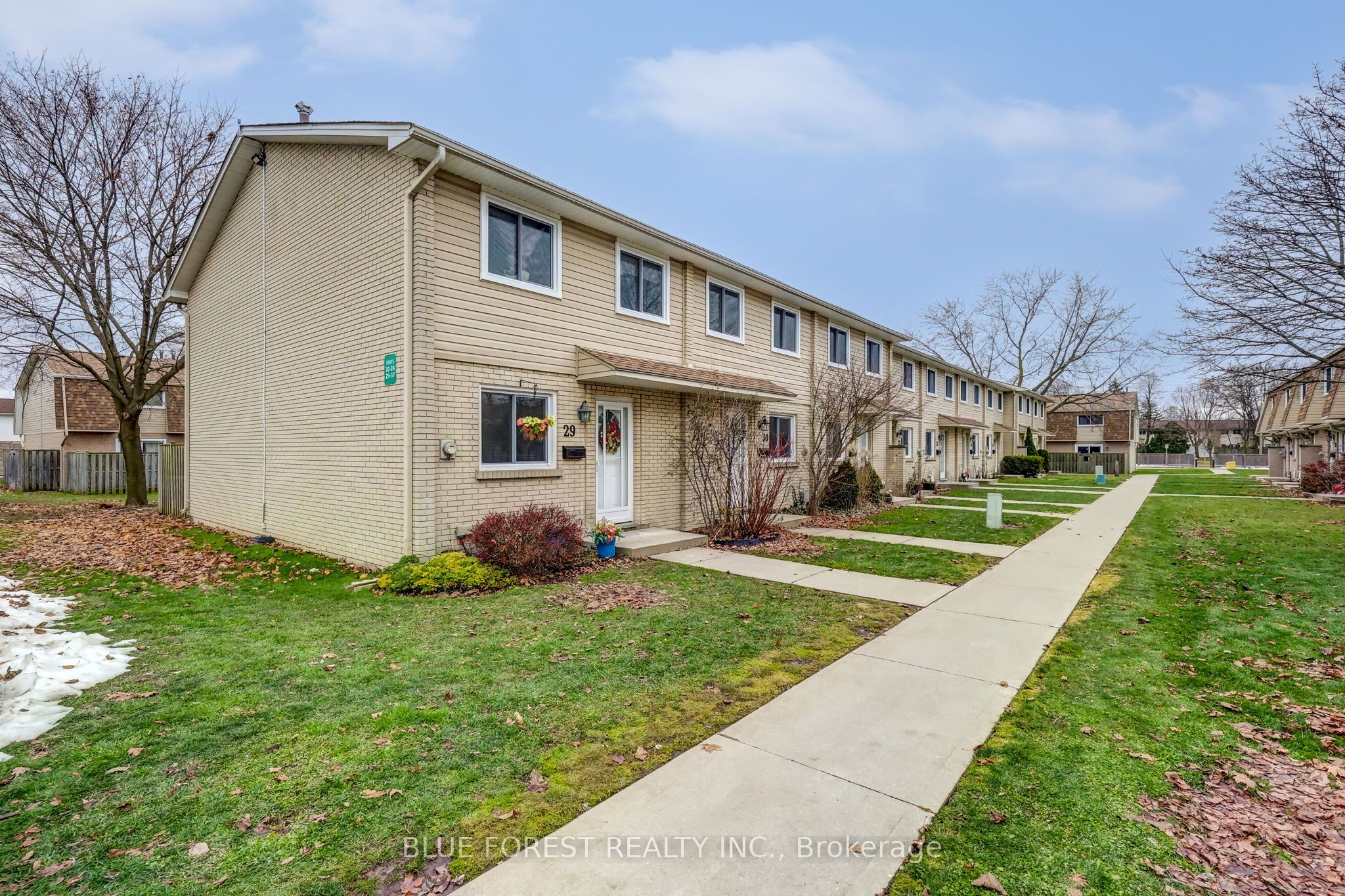 #30 - 775 Osgoode Drive Property Photo 2