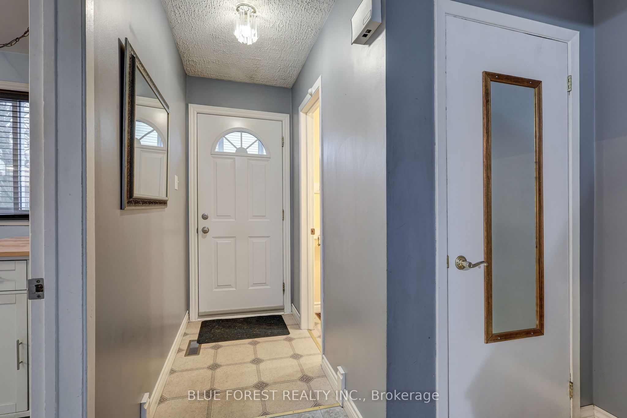 #30 - 775 Osgoode Drive Property Photo 3
