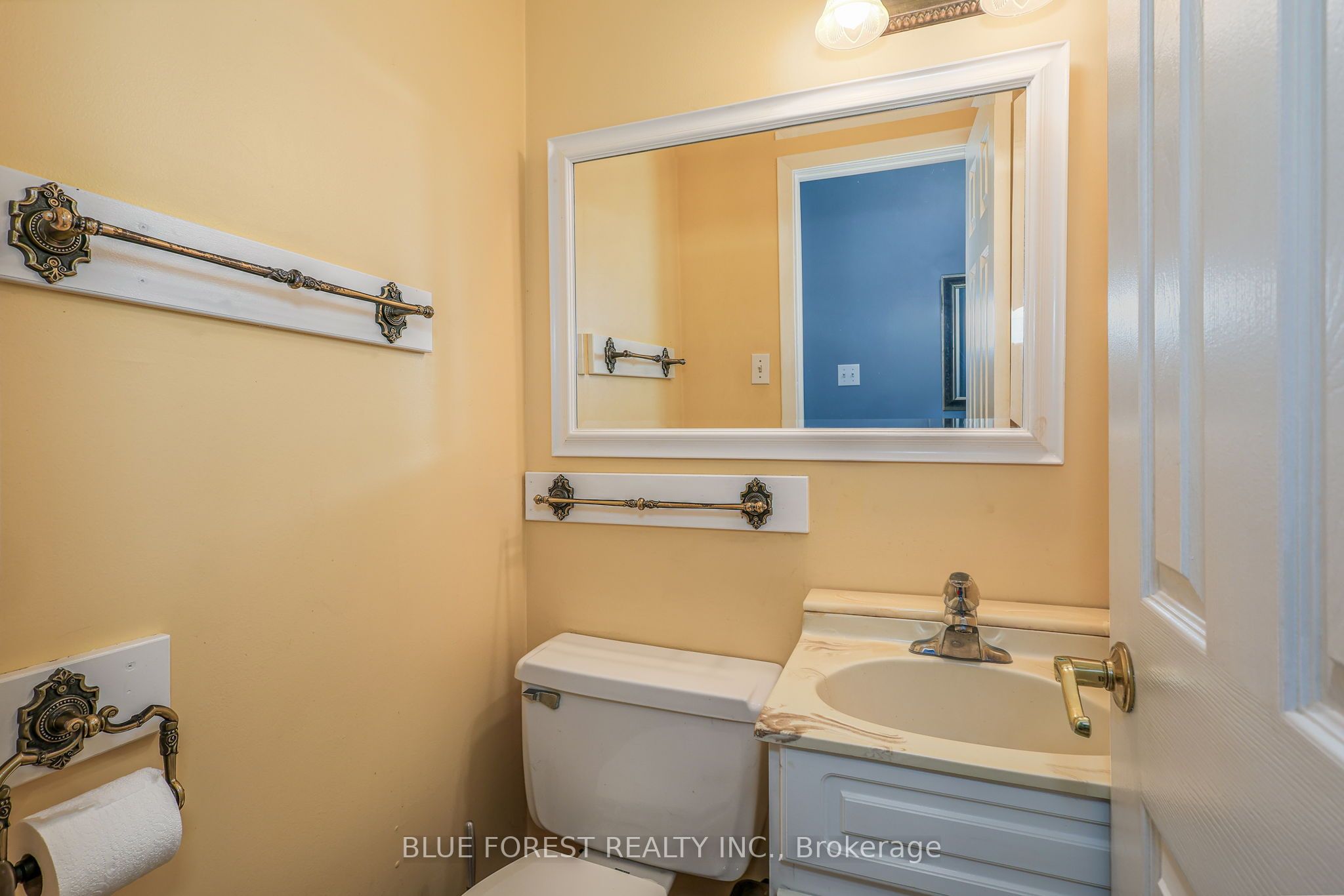#30 - 775 Osgoode Drive Property Photo 6