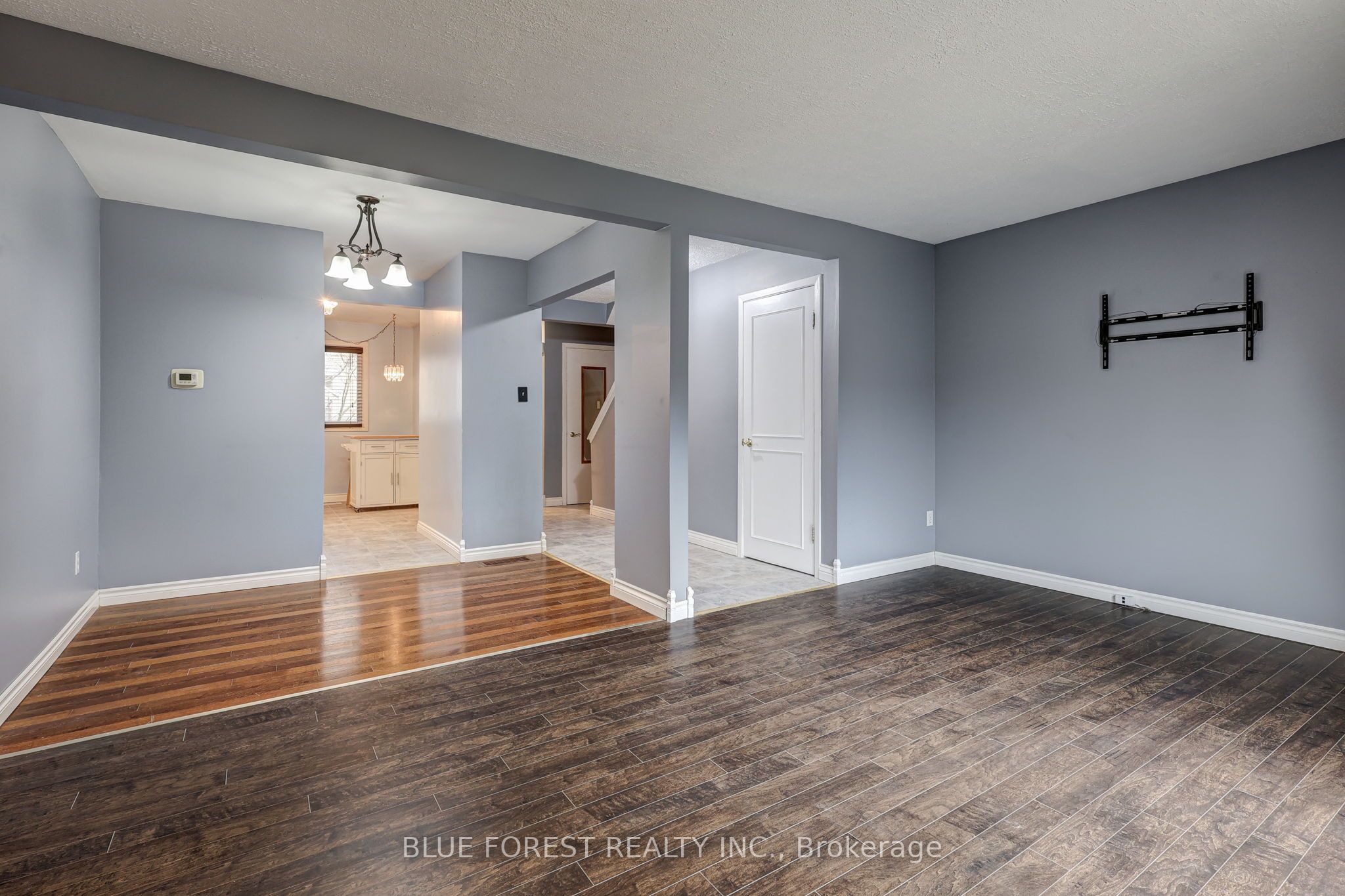 #30 - 775 Osgoode Drive Property Photo 15