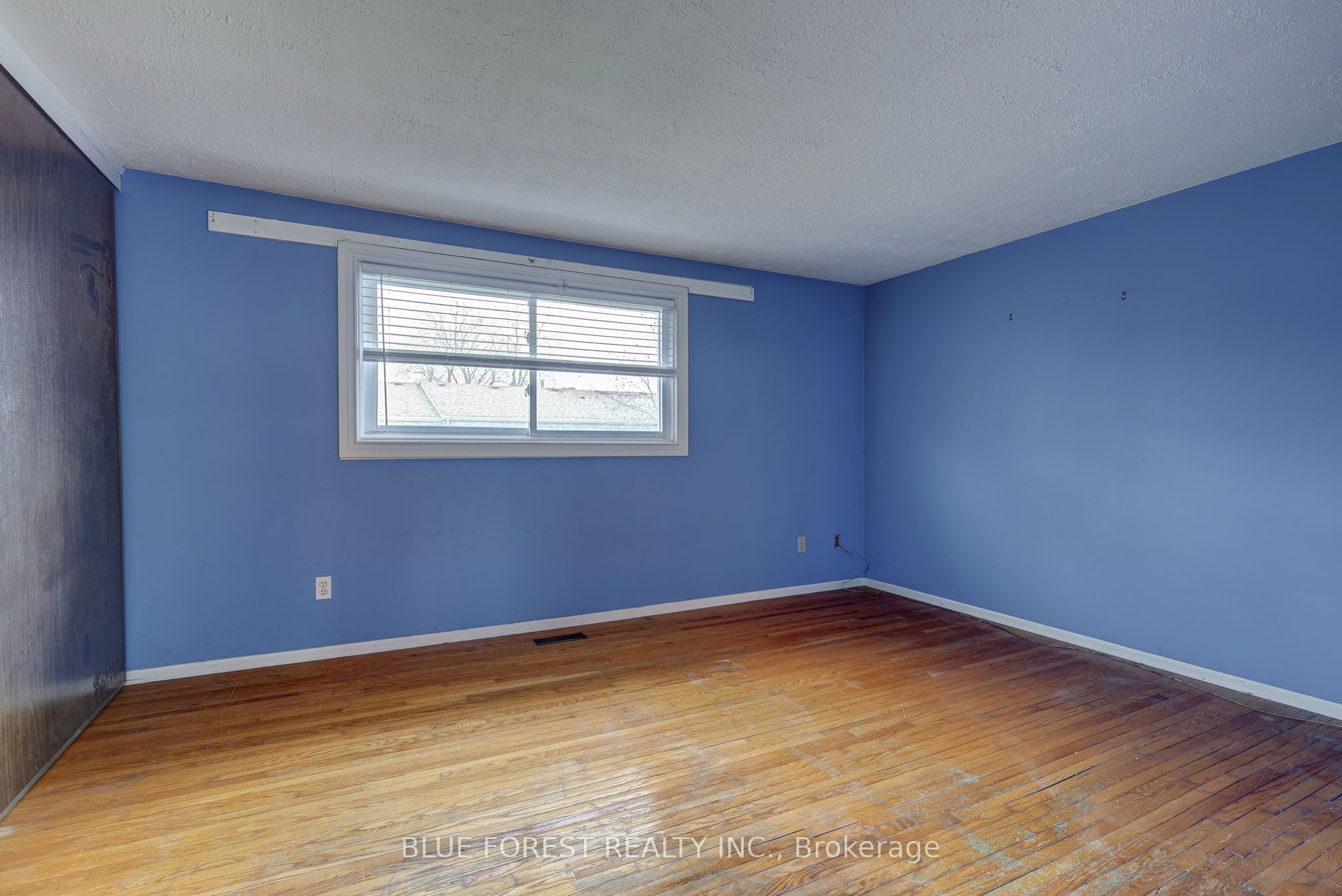 #30 - 775 Osgoode Drive Property Photo 21