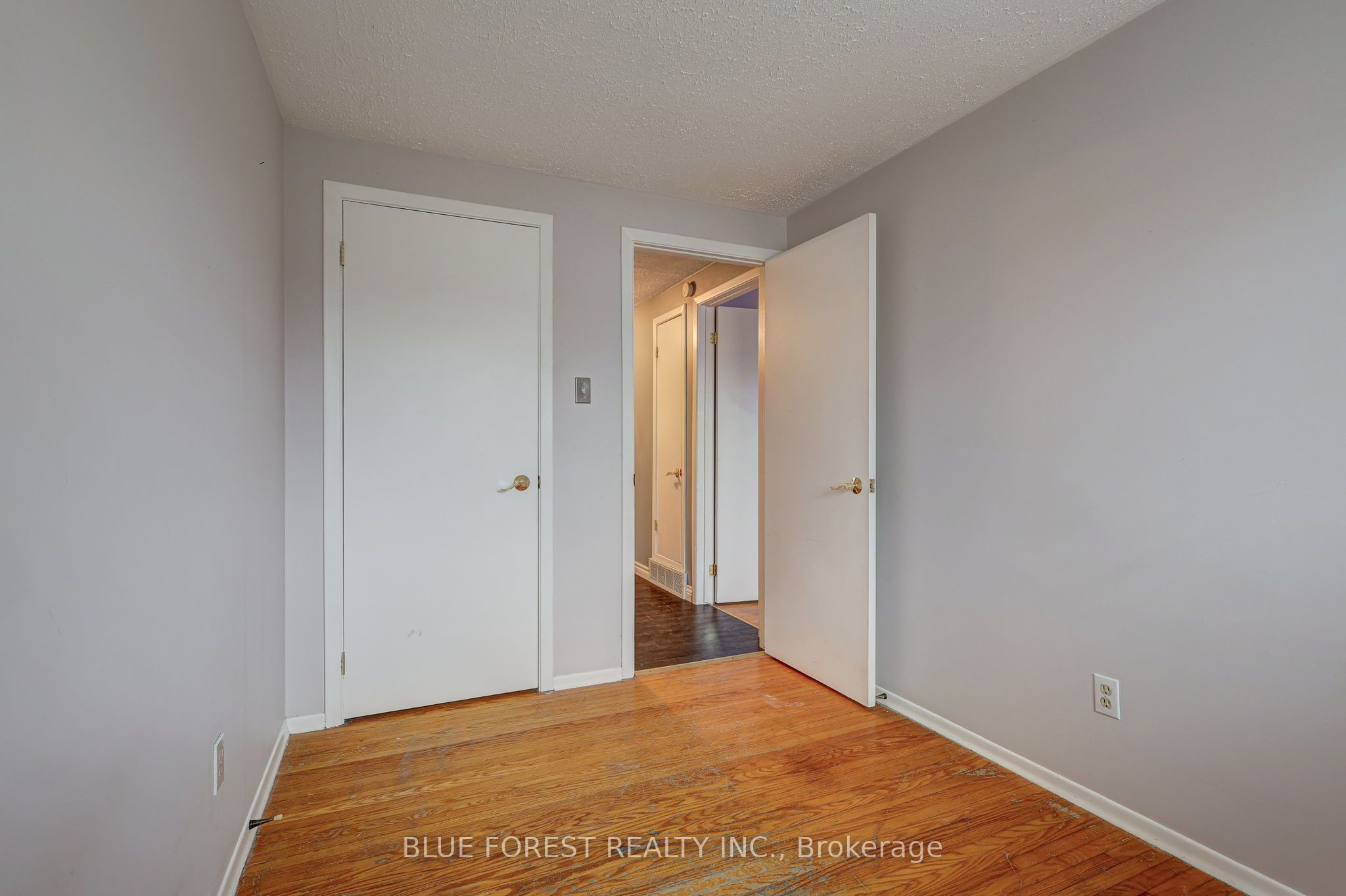 #30 - 775 Osgoode Drive Property Photo 24