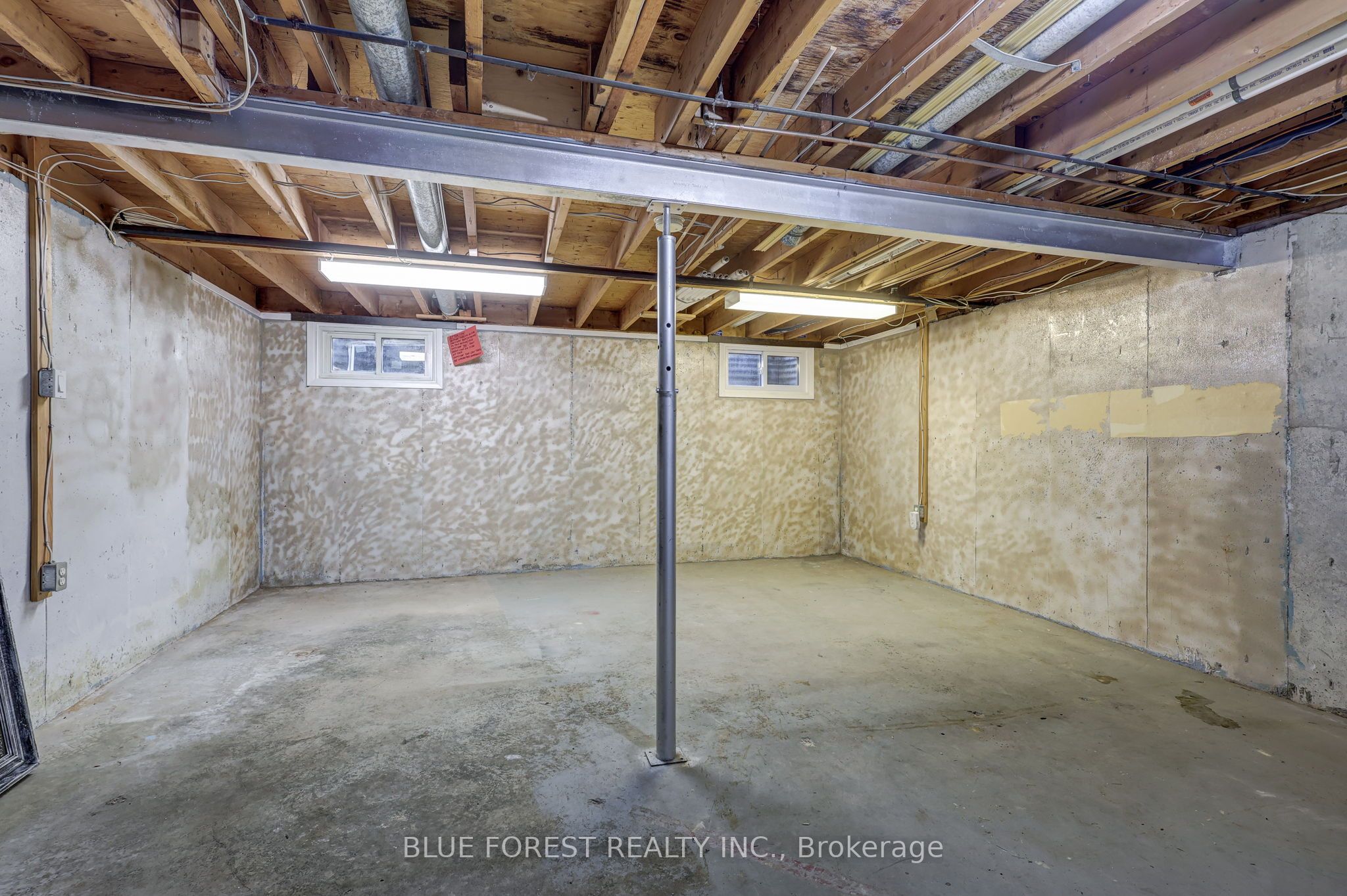 #30 - 775 Osgoode Drive Property Photo 29