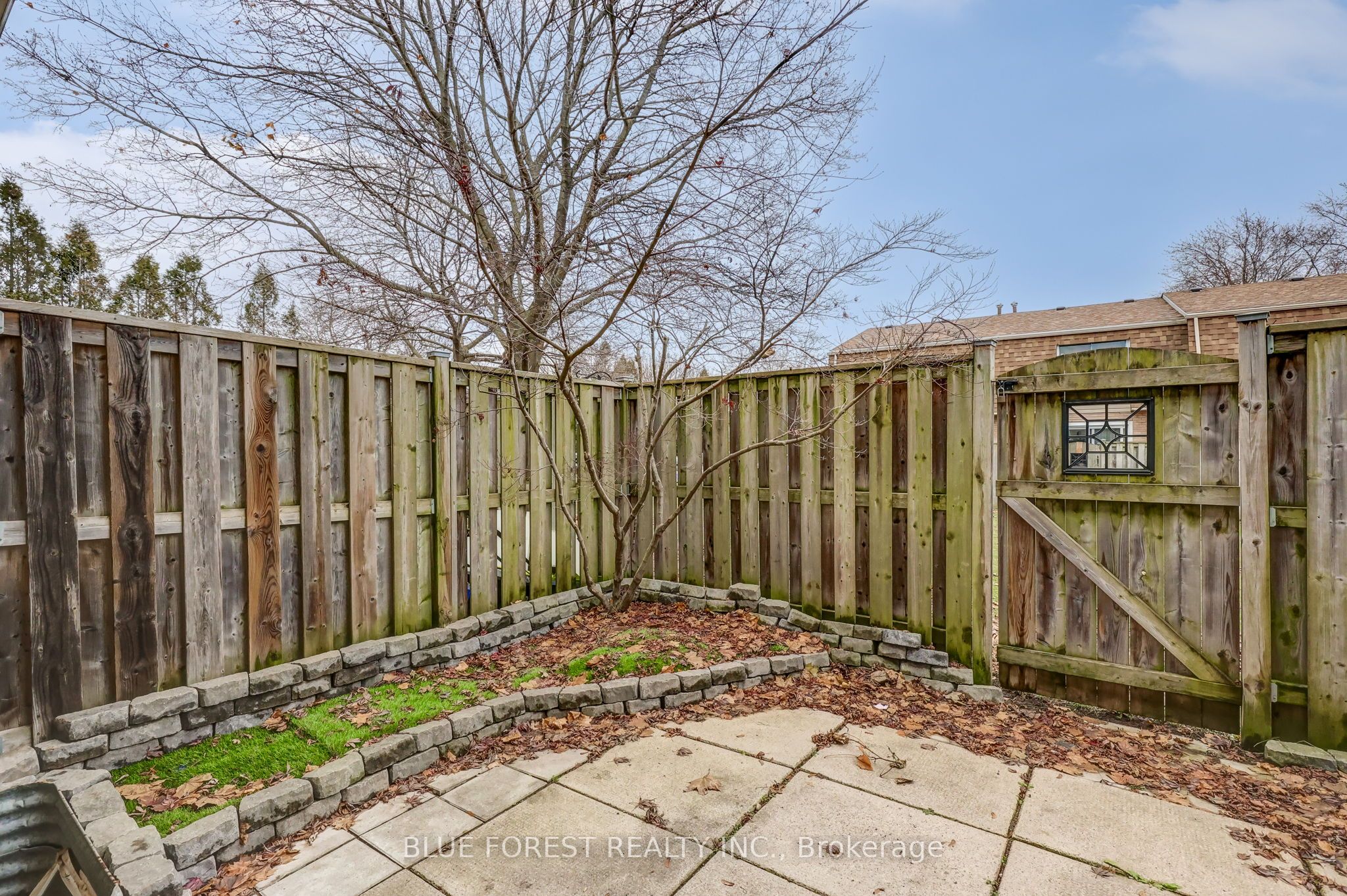 #30 - 775 Osgoode Drive Property Photo 33