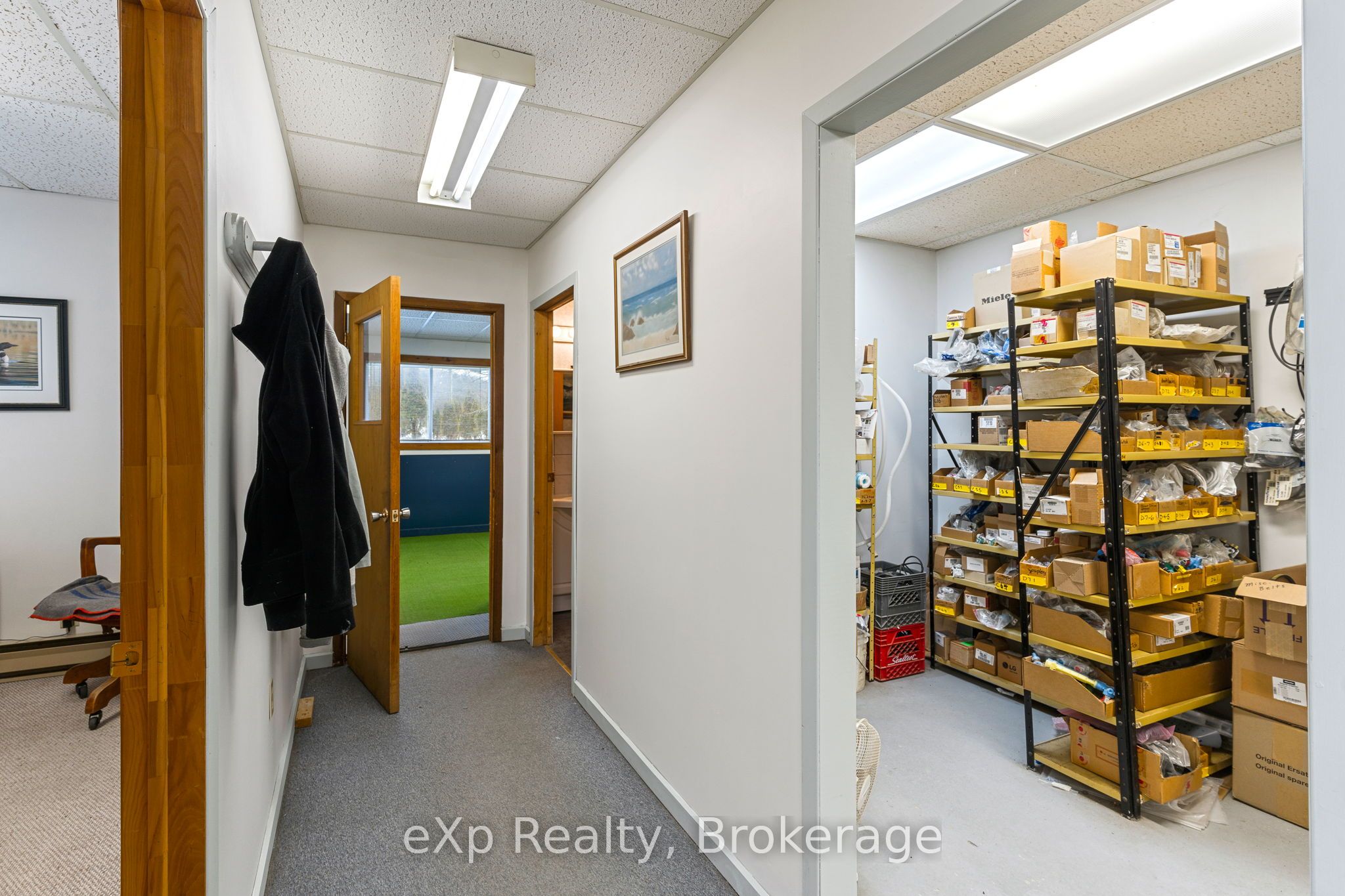 13 Industrial Park Road Property Photo 11