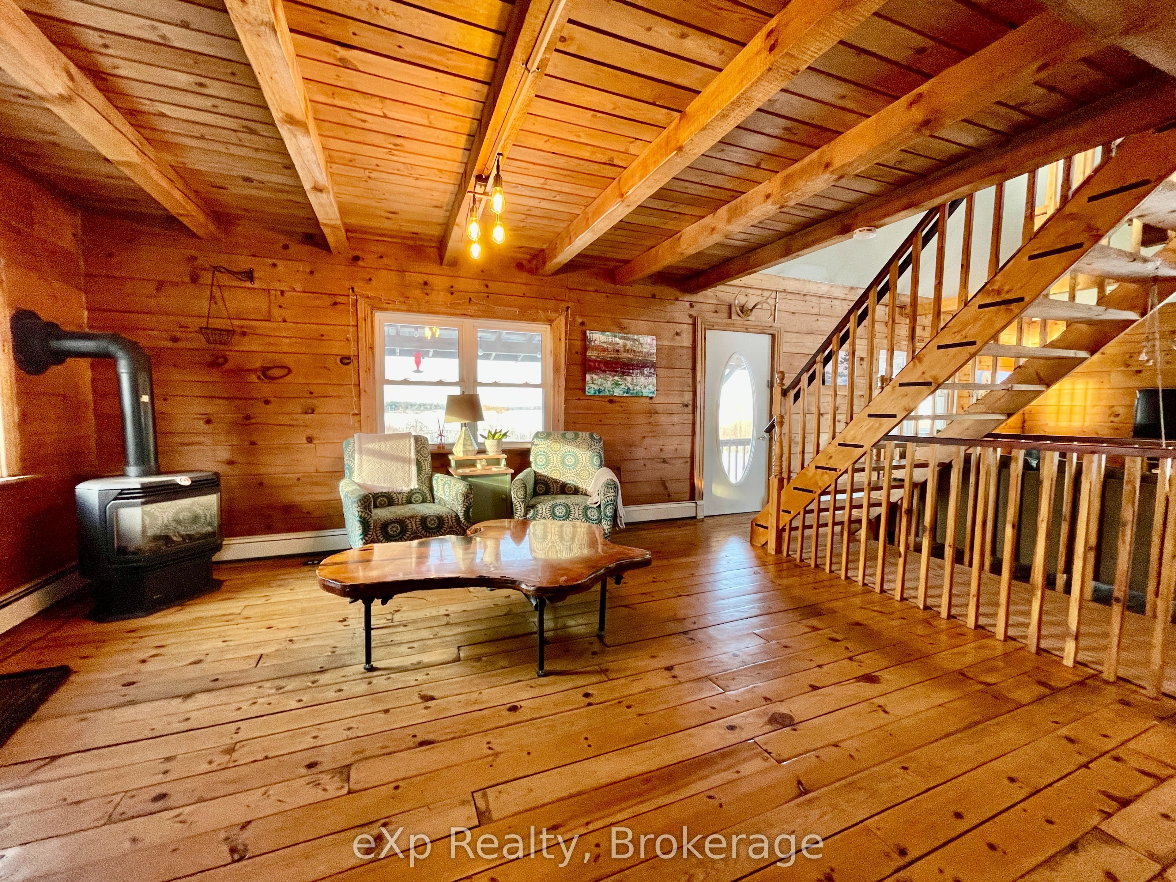 344022 North Line Property Photo 5
