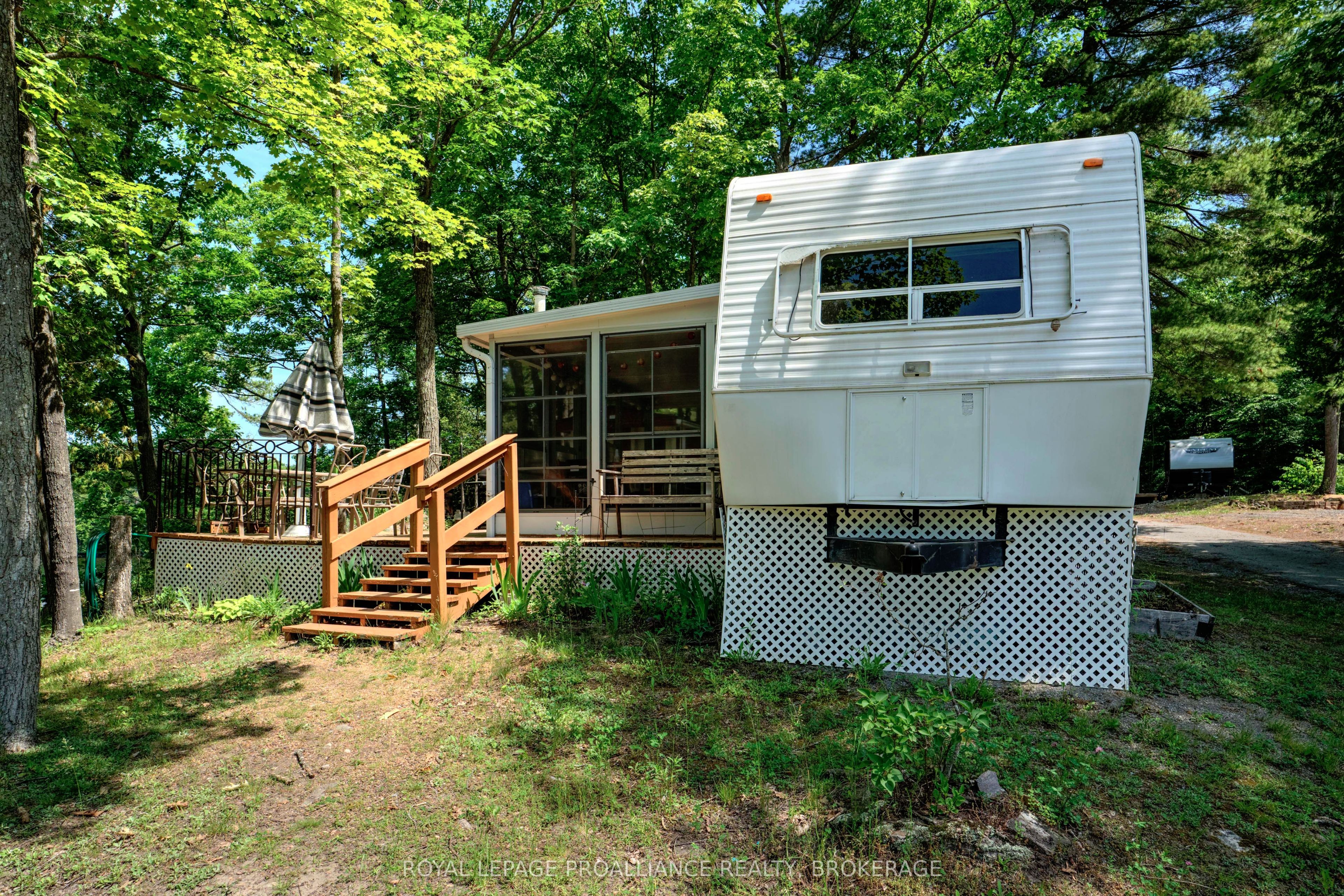 292 Marina Road Property Photo 11