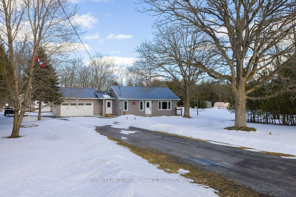 683 Millhaven Road Property Photo