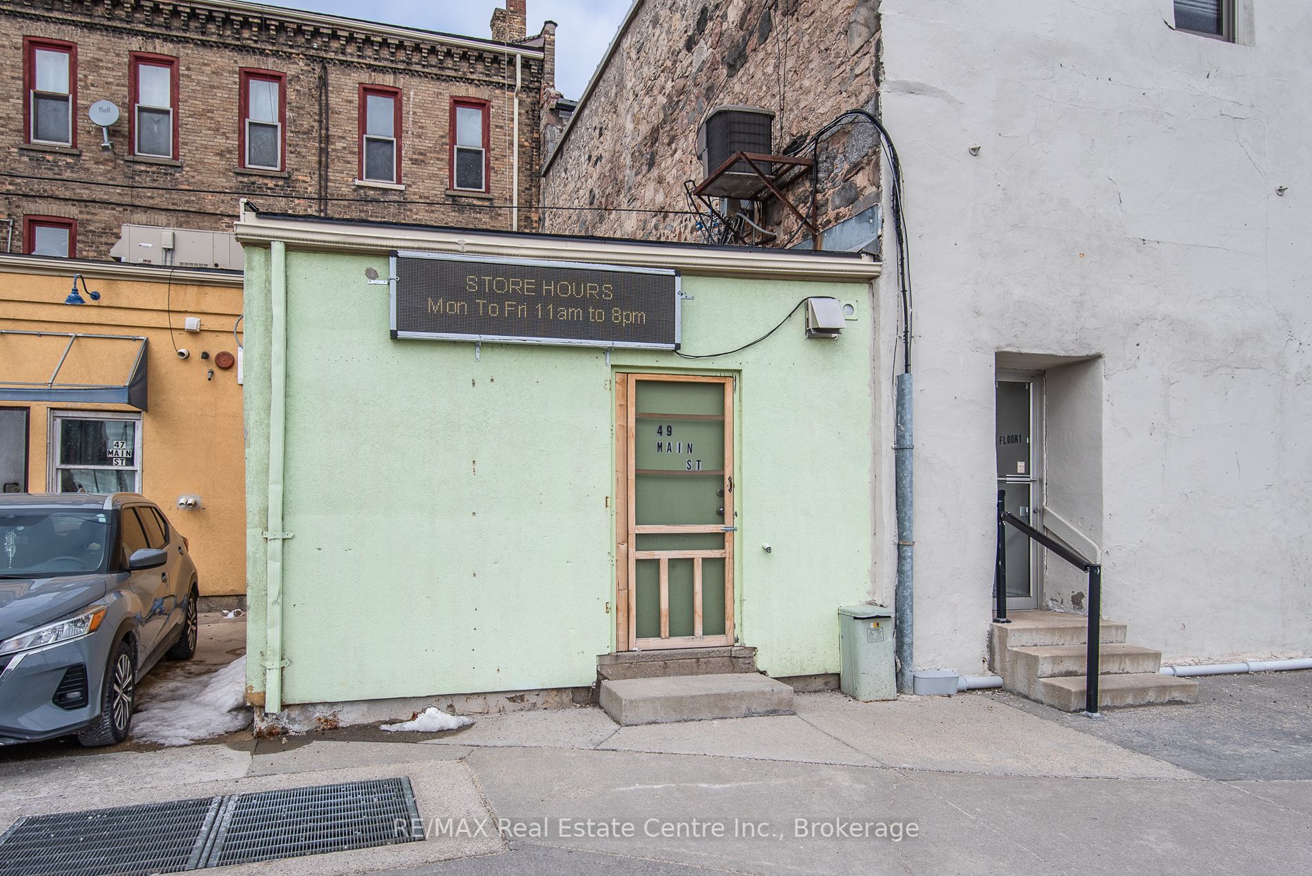 49 Main Street Property Photo 6