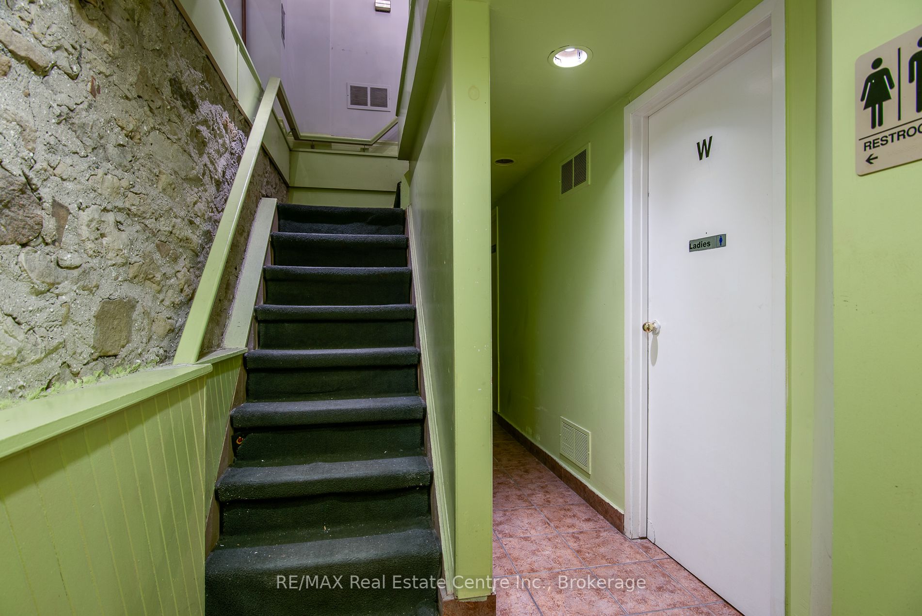 49 Main Street Property Photo 34