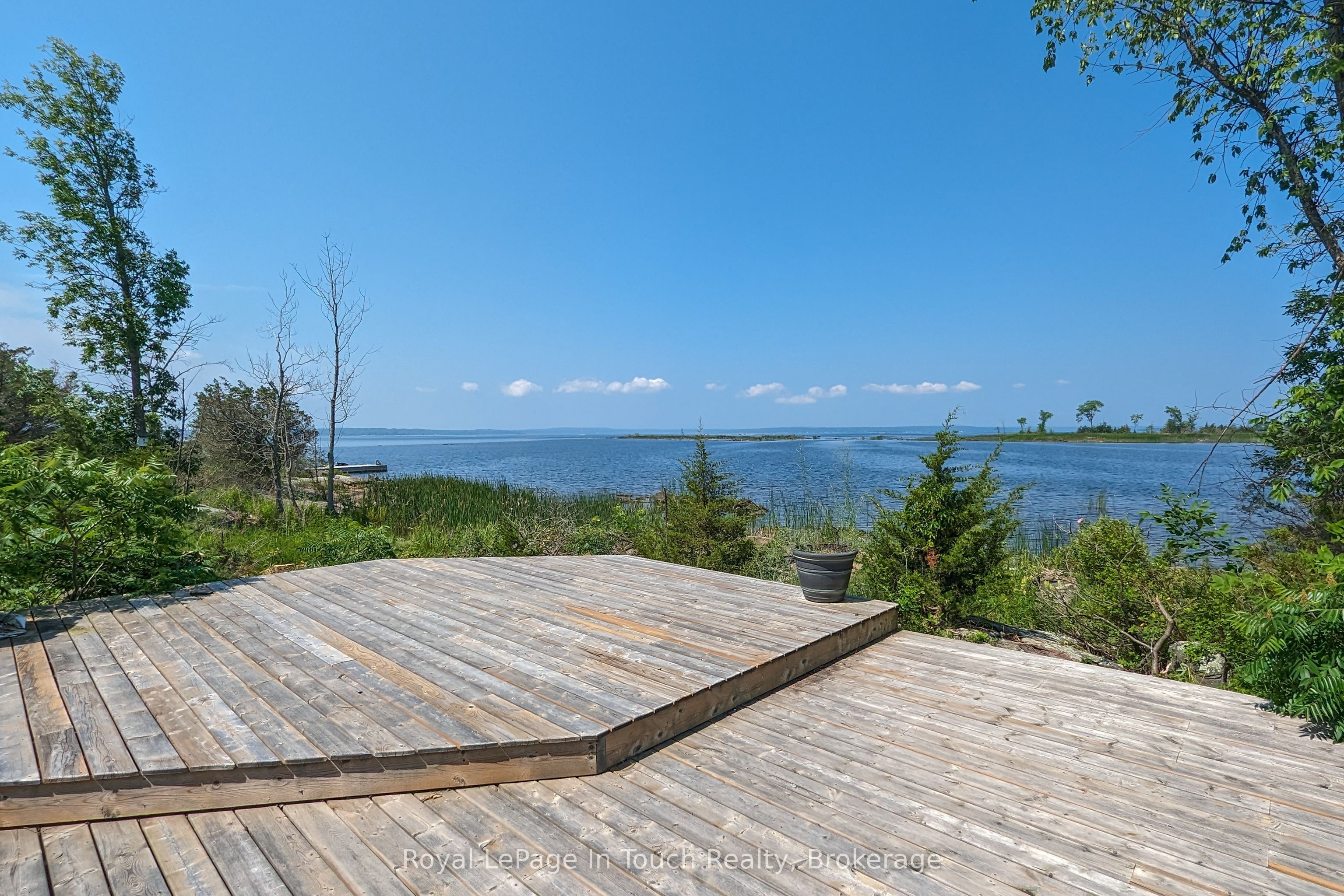 2 Island 130 N/a Property Photo 3