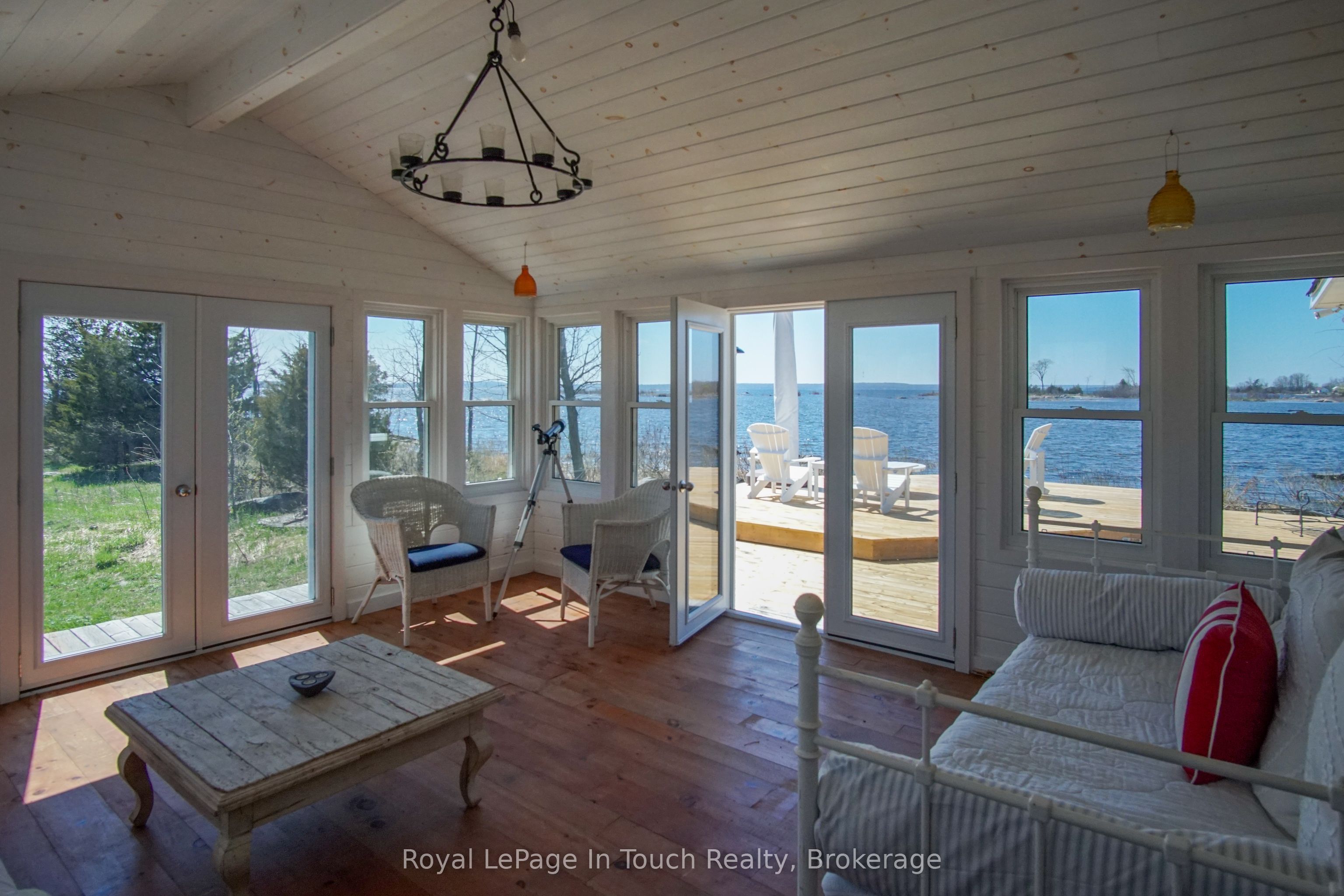 2 Island 130 N/a Property Photo 5