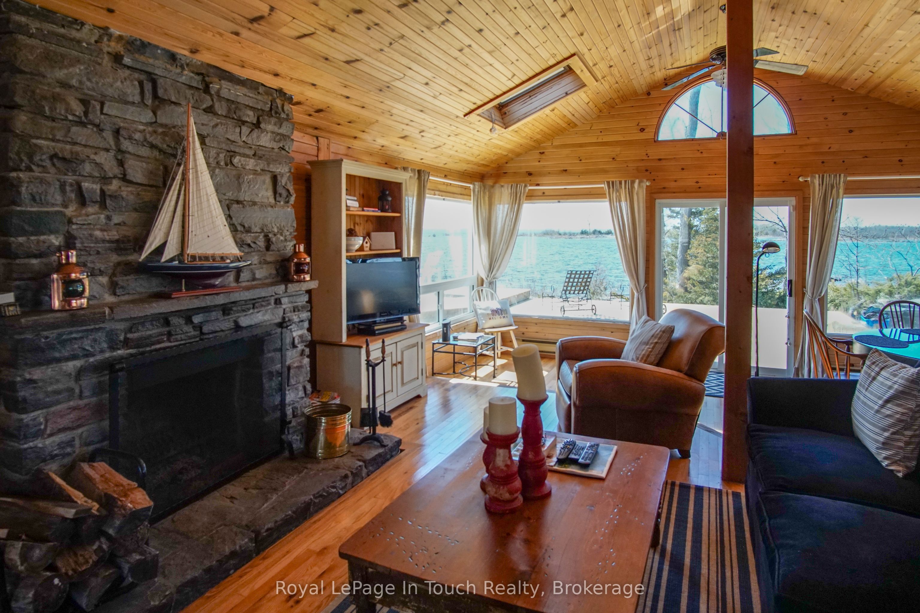 2 Island 130 N/a Property Photo 8