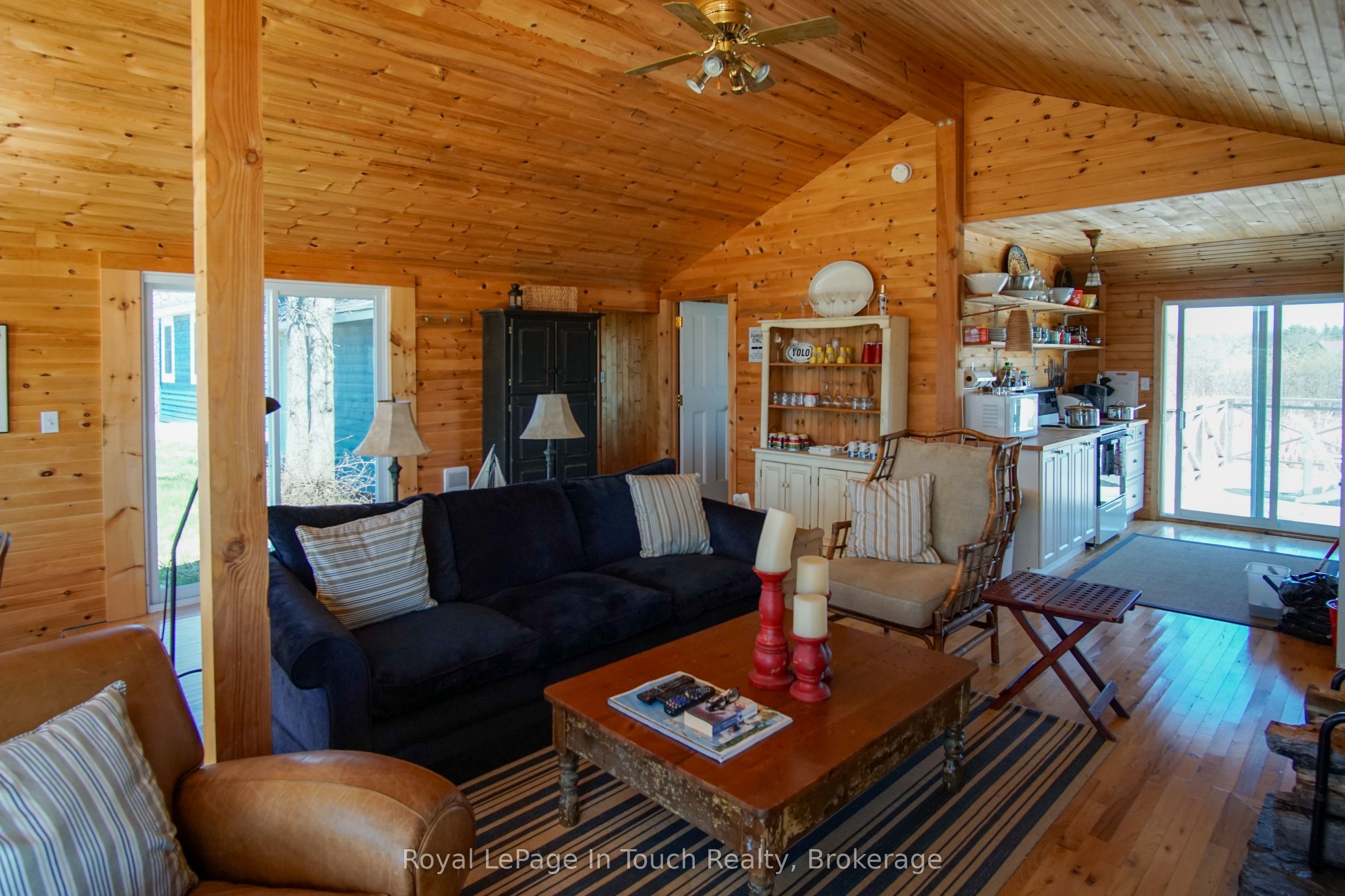2 Island 130 N/a Property Photo 10