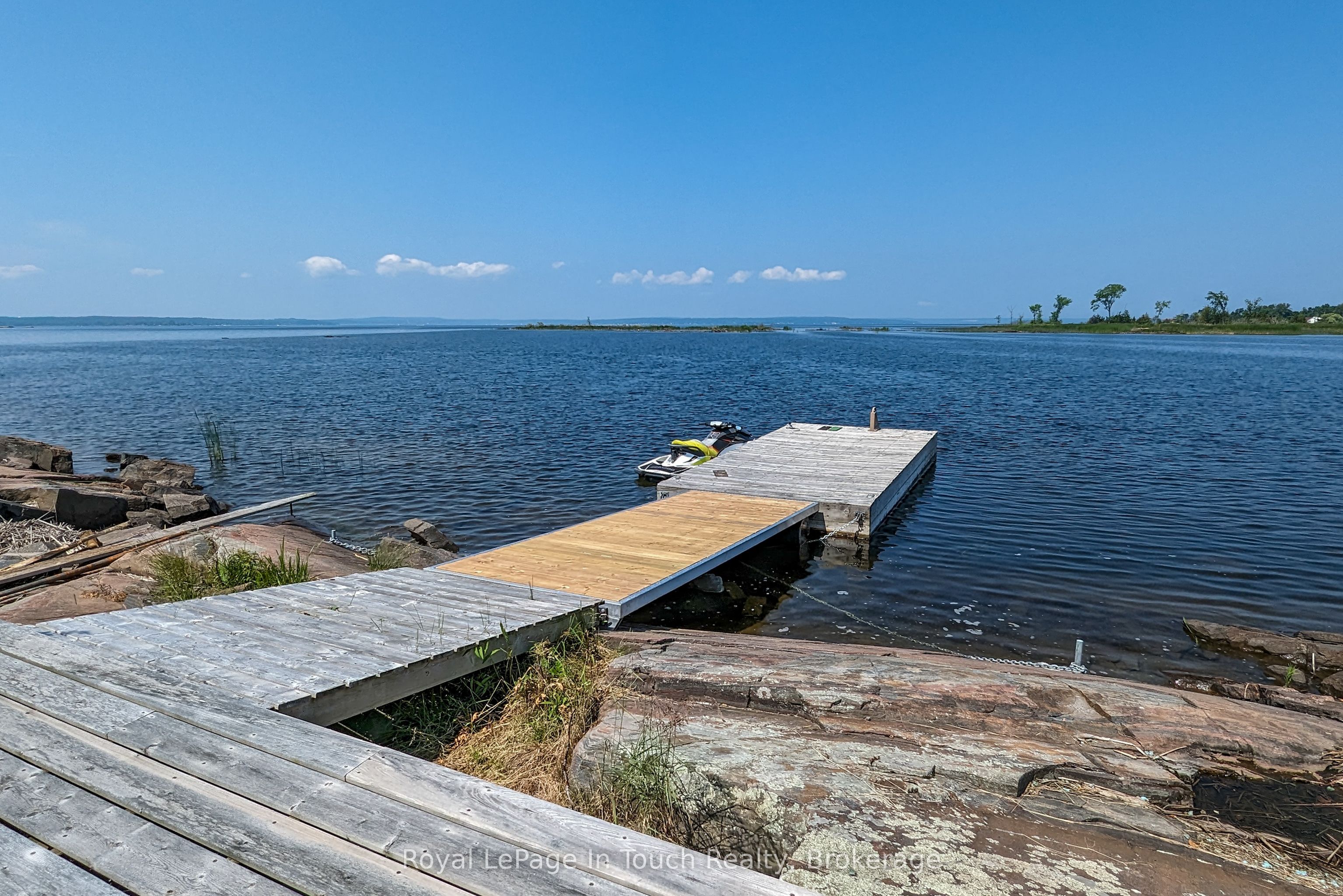 2 Island 130 N/a Property Photo 29