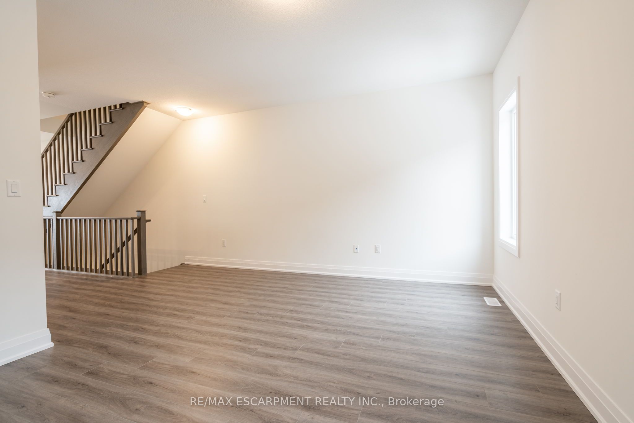 16 Clear Valley Lane Property Photo 14
