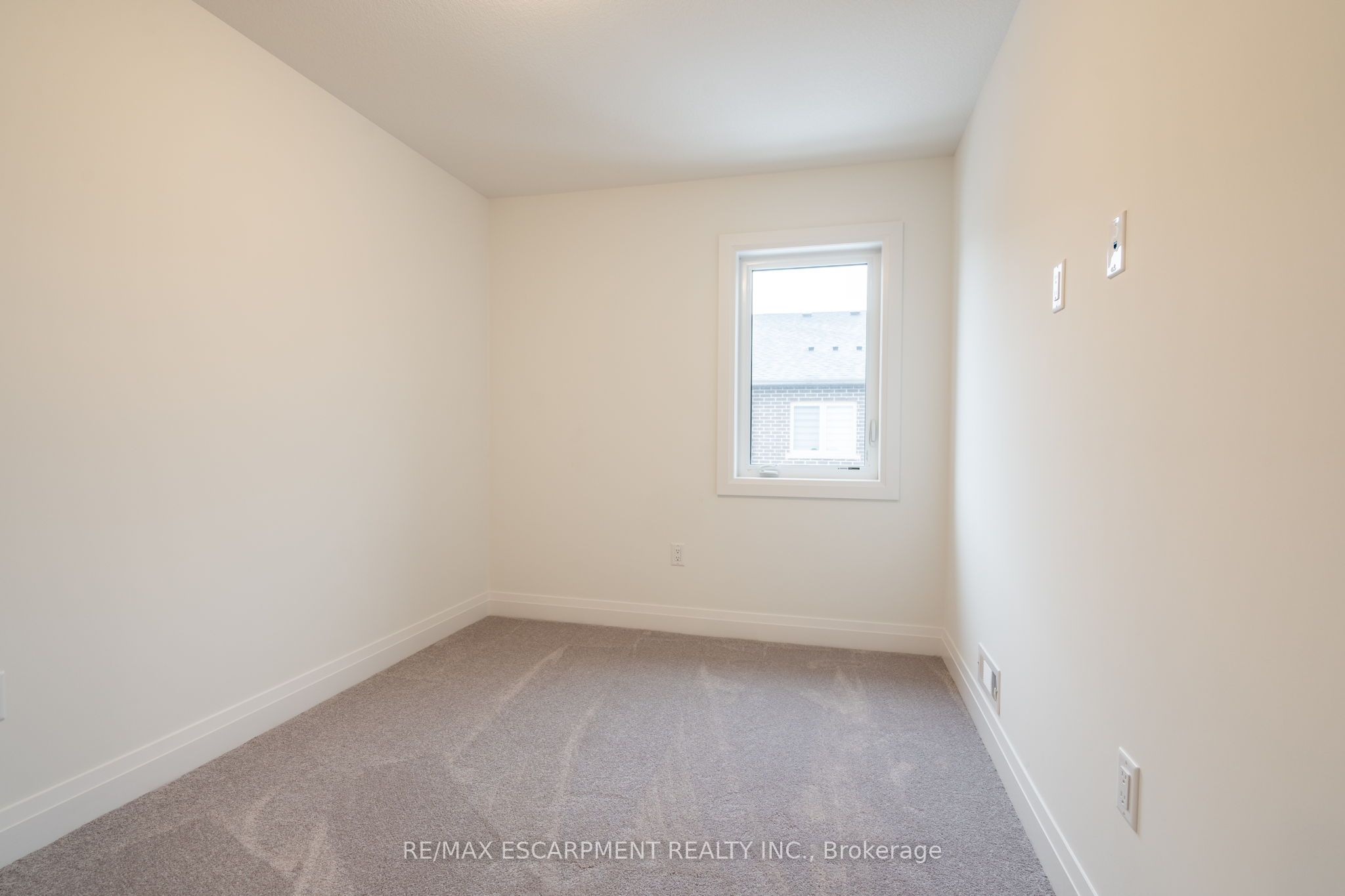 16 Clear Valley Lane Property Photo 28