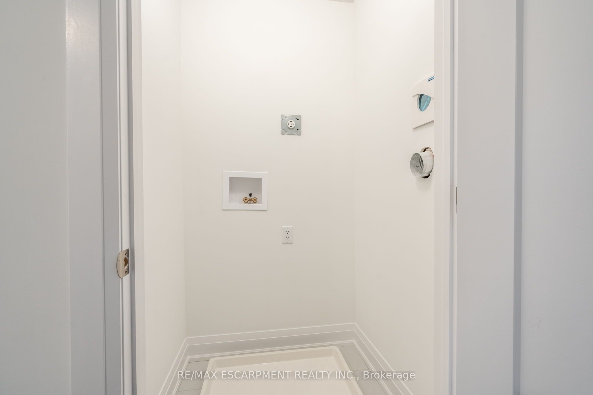 16 Clear Valley Lane Property Photo 34