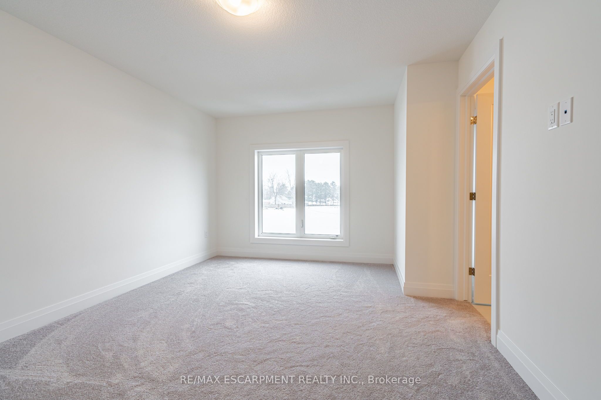 16 Clear Valley Lane Property Photo 35